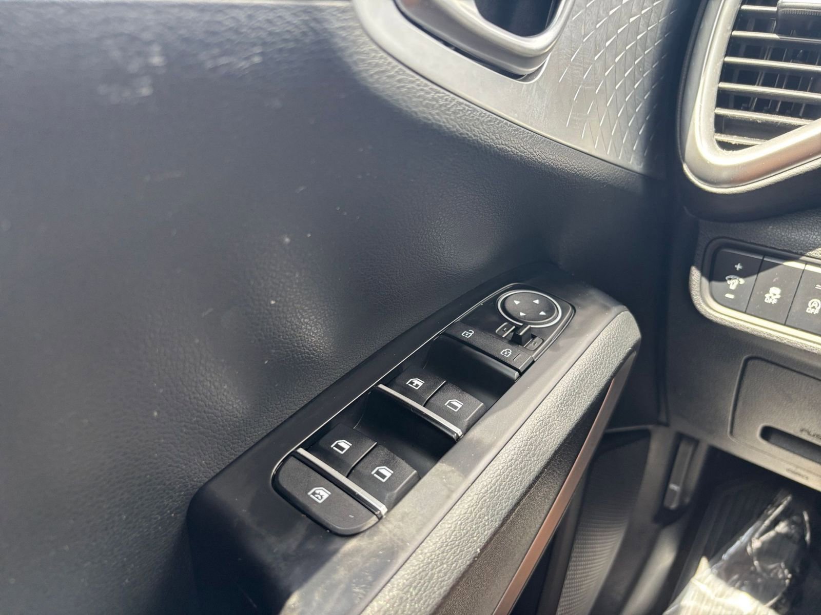 Thumbnail: 2025 Kia Soul - 18