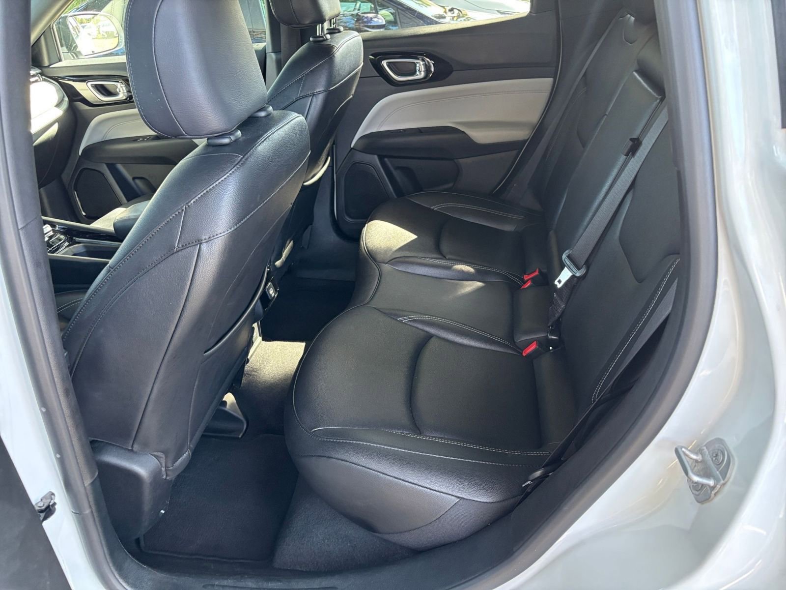 Thumbnail: 2025 Jeep Compass - 34