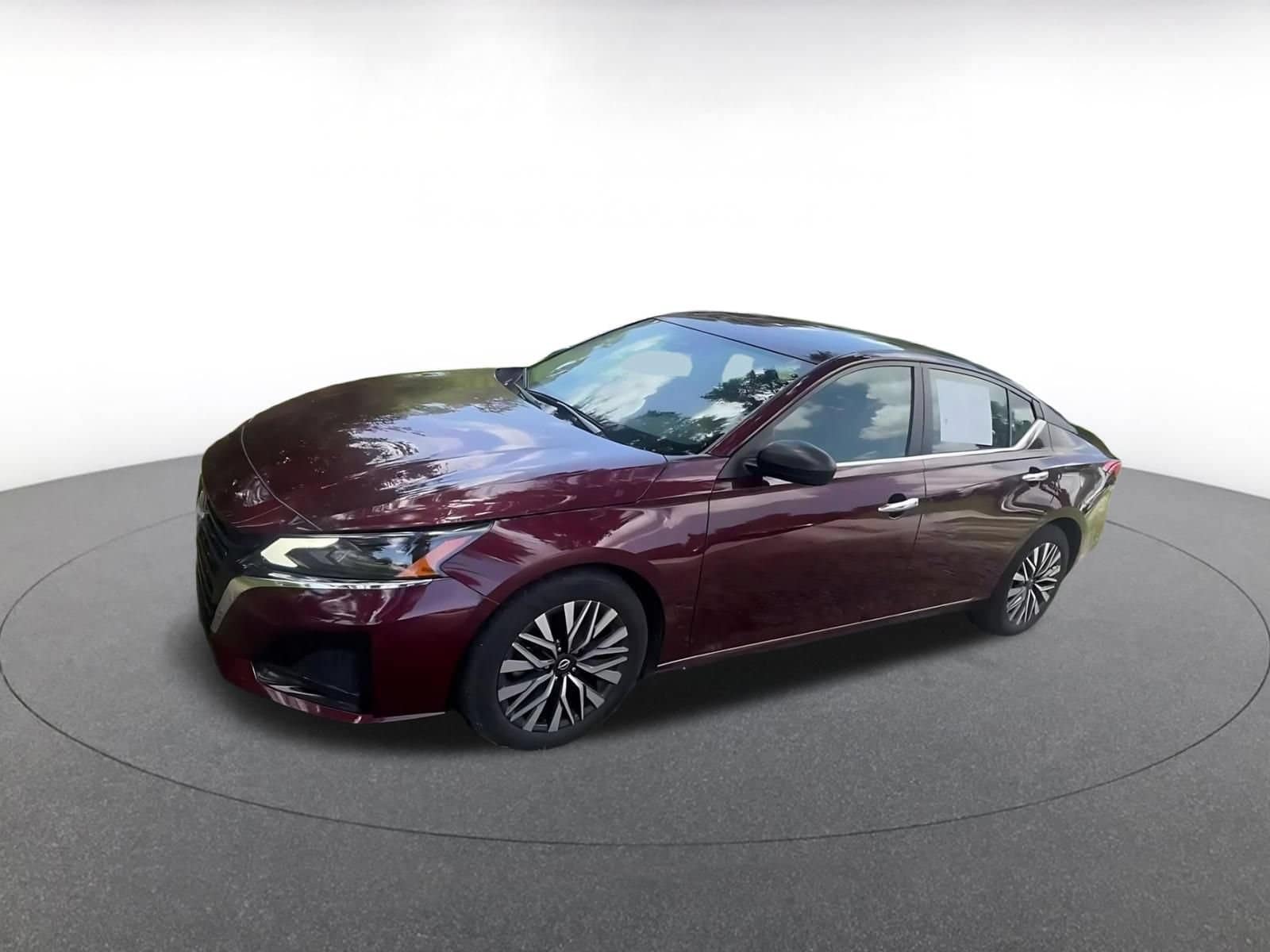 Thumbnail: 2025 Nissan Altima - 7