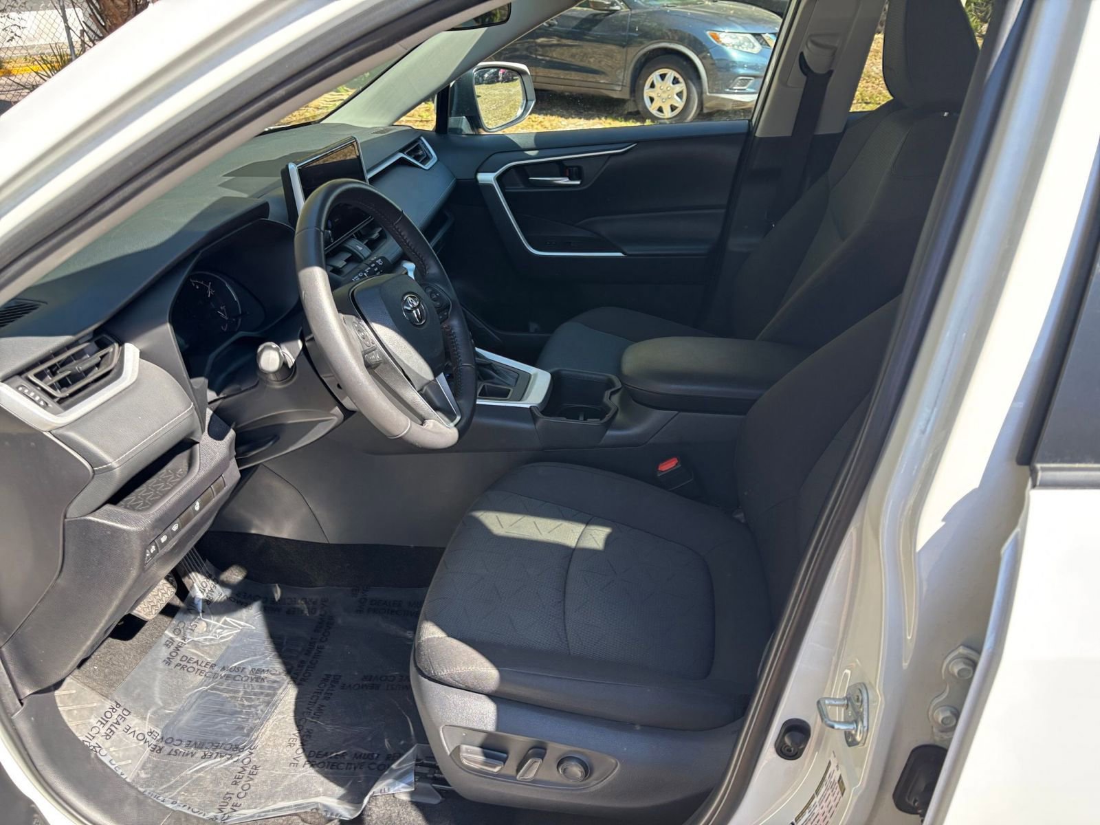 Thumbnail: 2024 Toyota RAV4 - 27