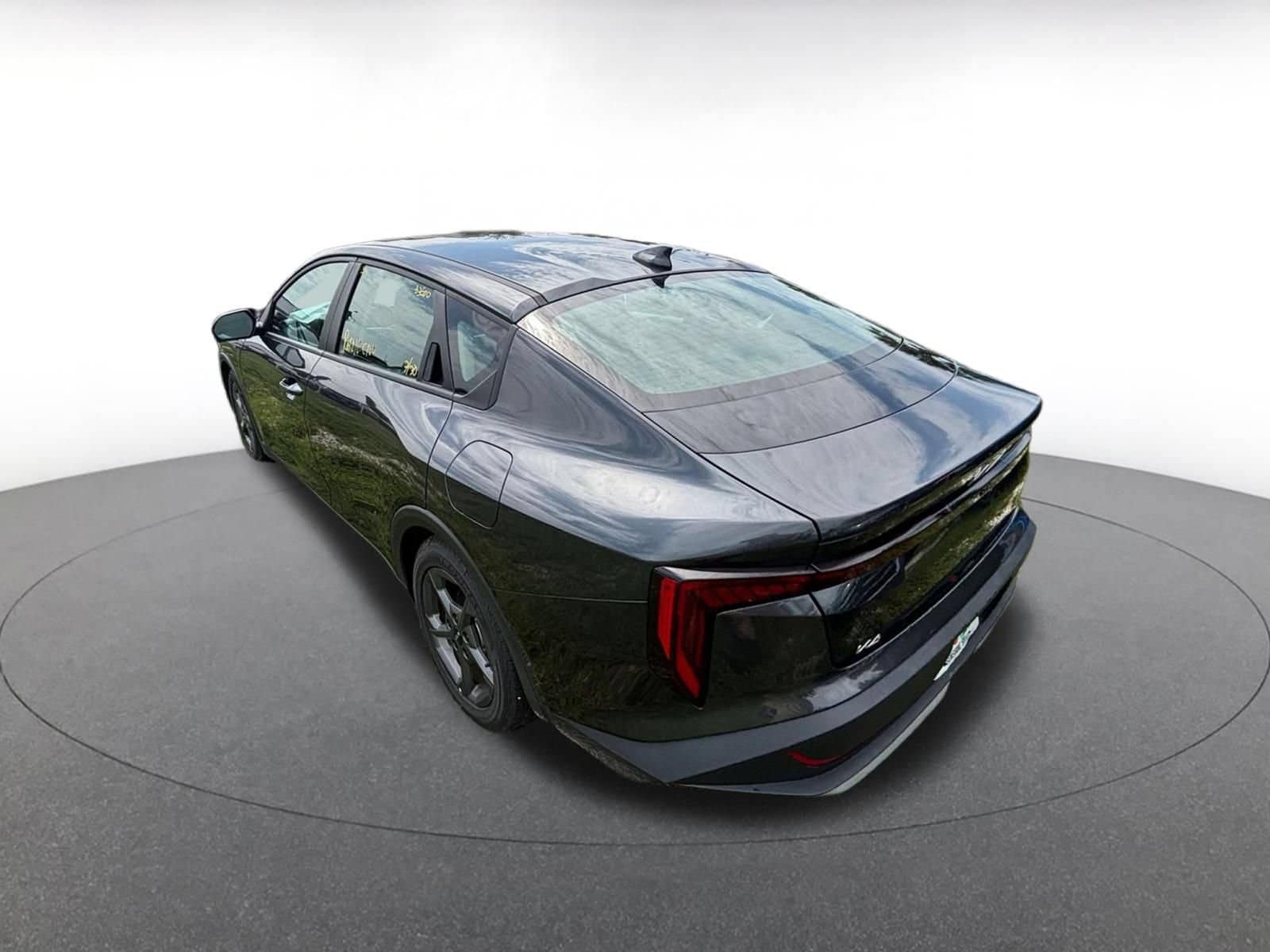 Thumbnail: 2025 Kia K4 - 10