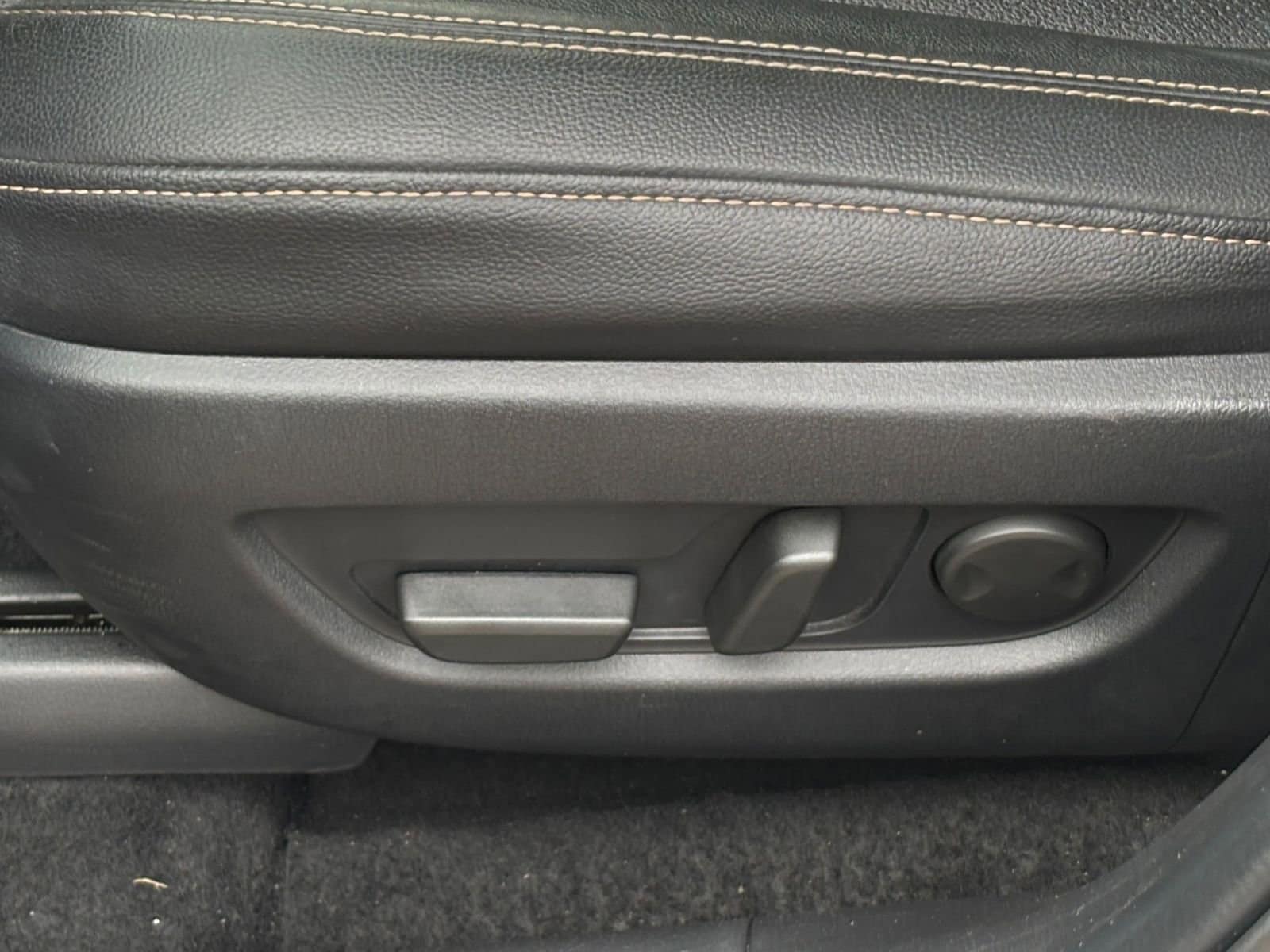 Thumbnail: 2025 Mazda CX-70 - 24