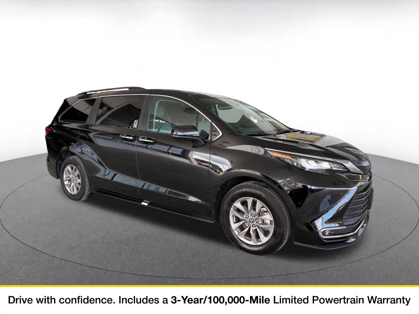 Thumbnail: 2024 Toyota Sienna - 1