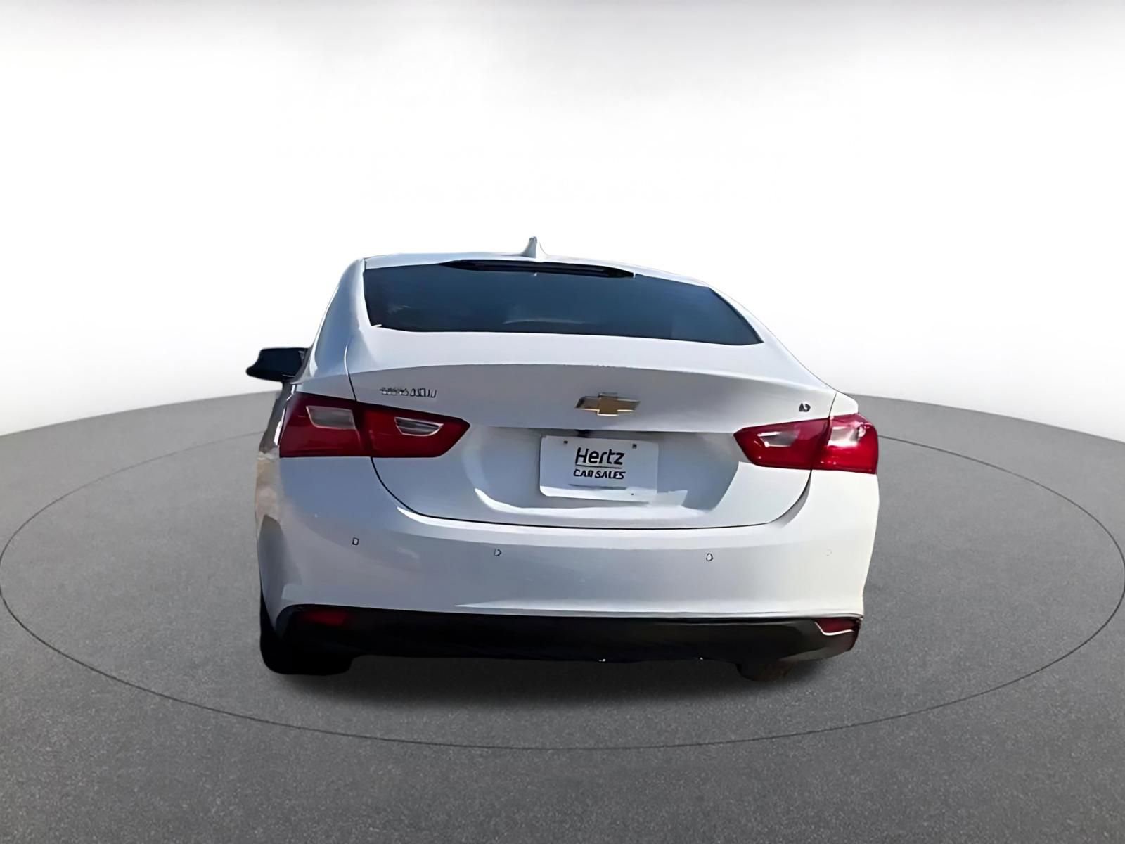 Thumbnail: 2024 Chevrolet Malibu - 12