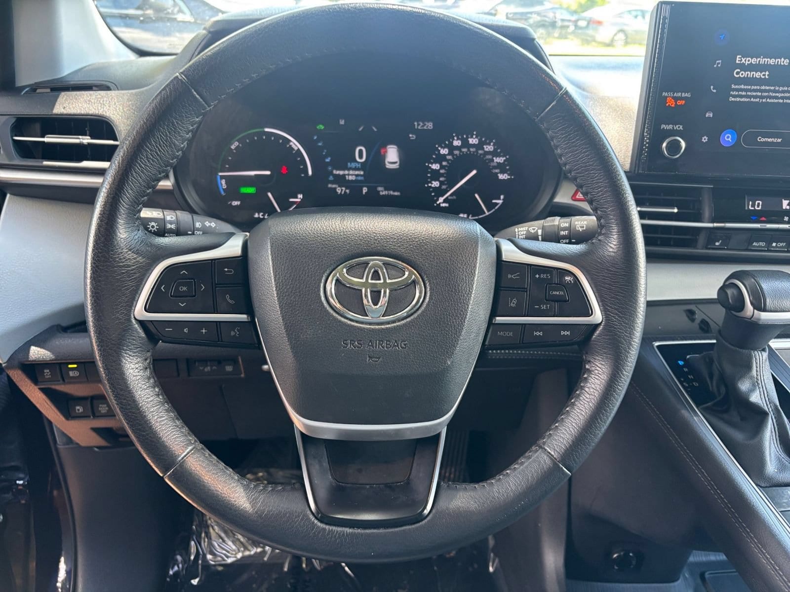 Thumbnail: 2025 Toyota Sienna - 30