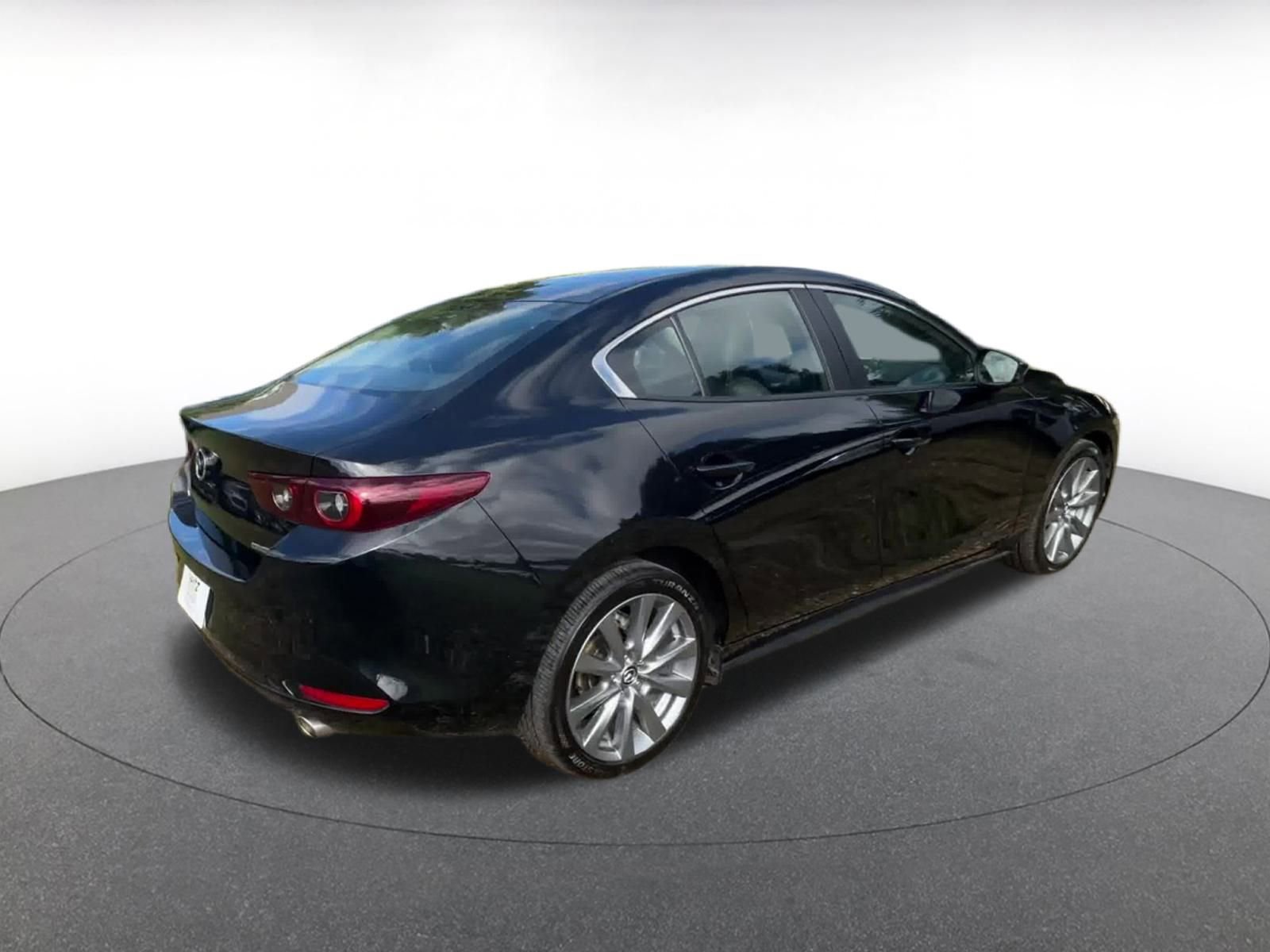 Thumbnail: 2025 Mazda Mazda3 - 15