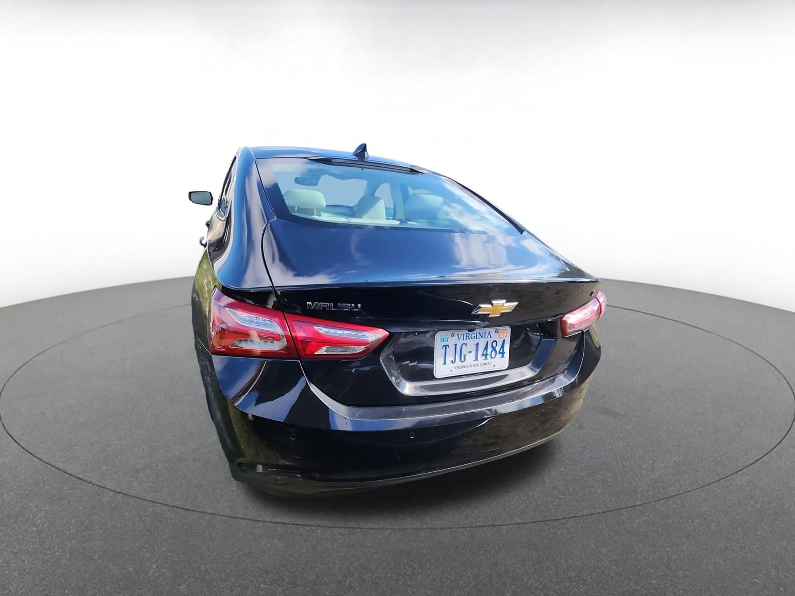 Thumbnail: 2024 Chevrolet Malibu - 6