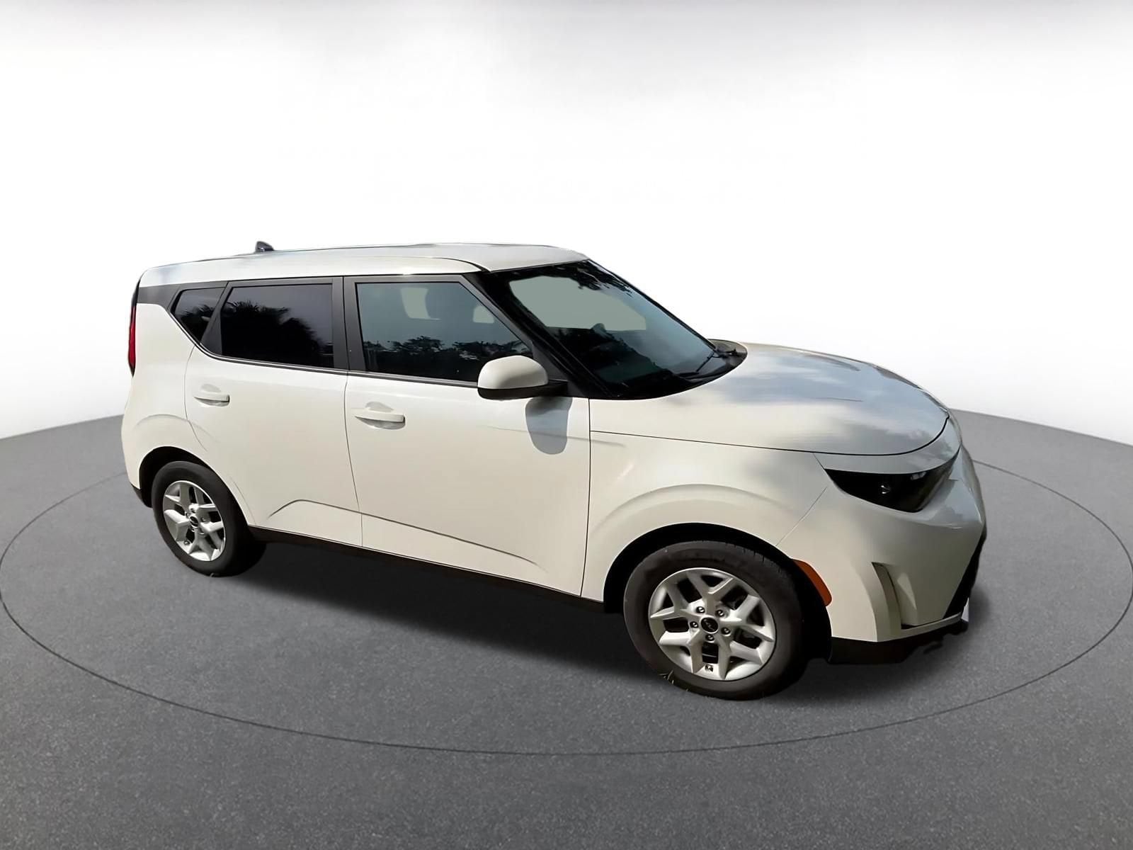 Thumbnail: 2025 Kia Soul - 2
