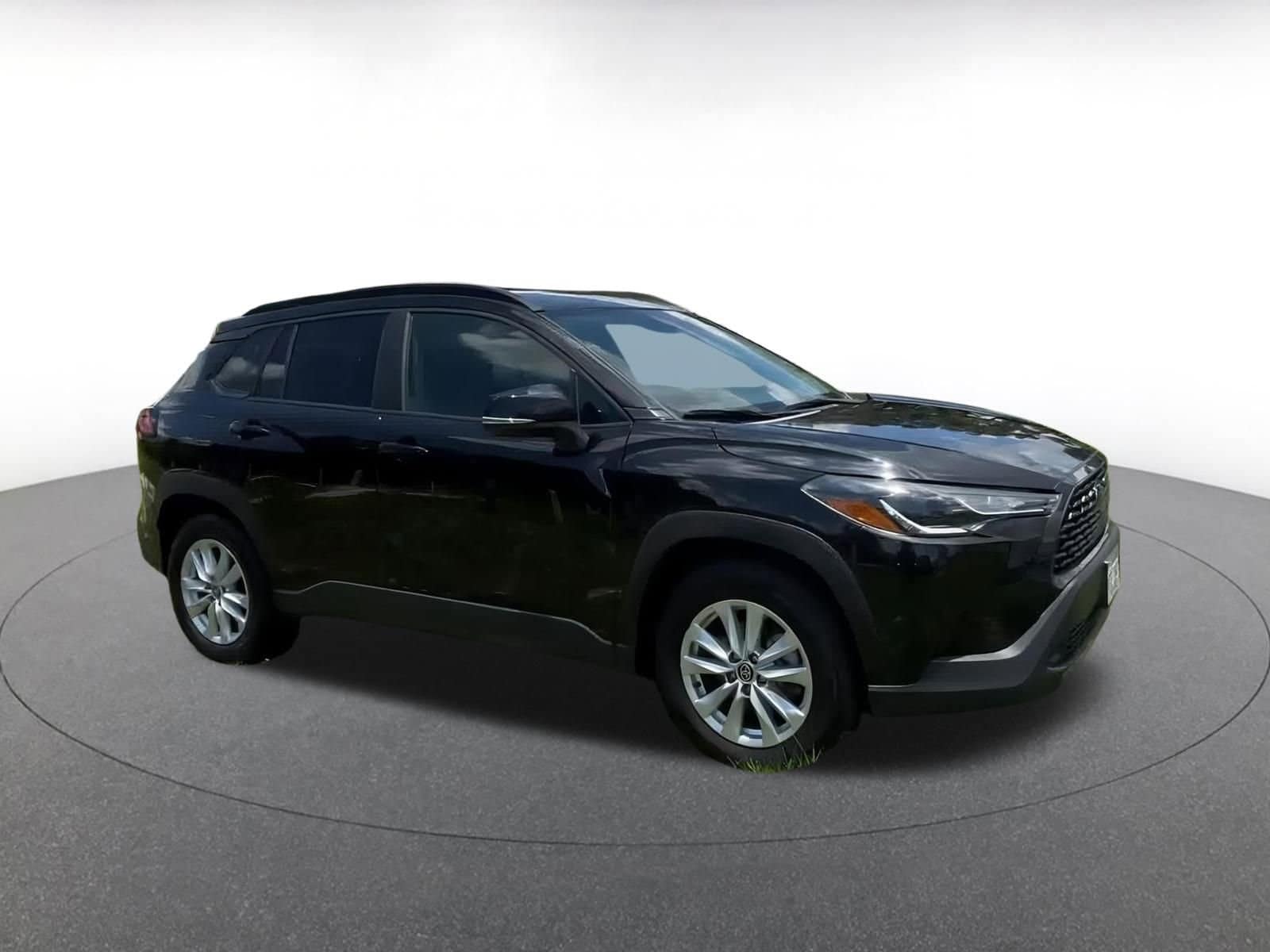 Thumbnail: 2024 Toyota Corolla Cross - 2