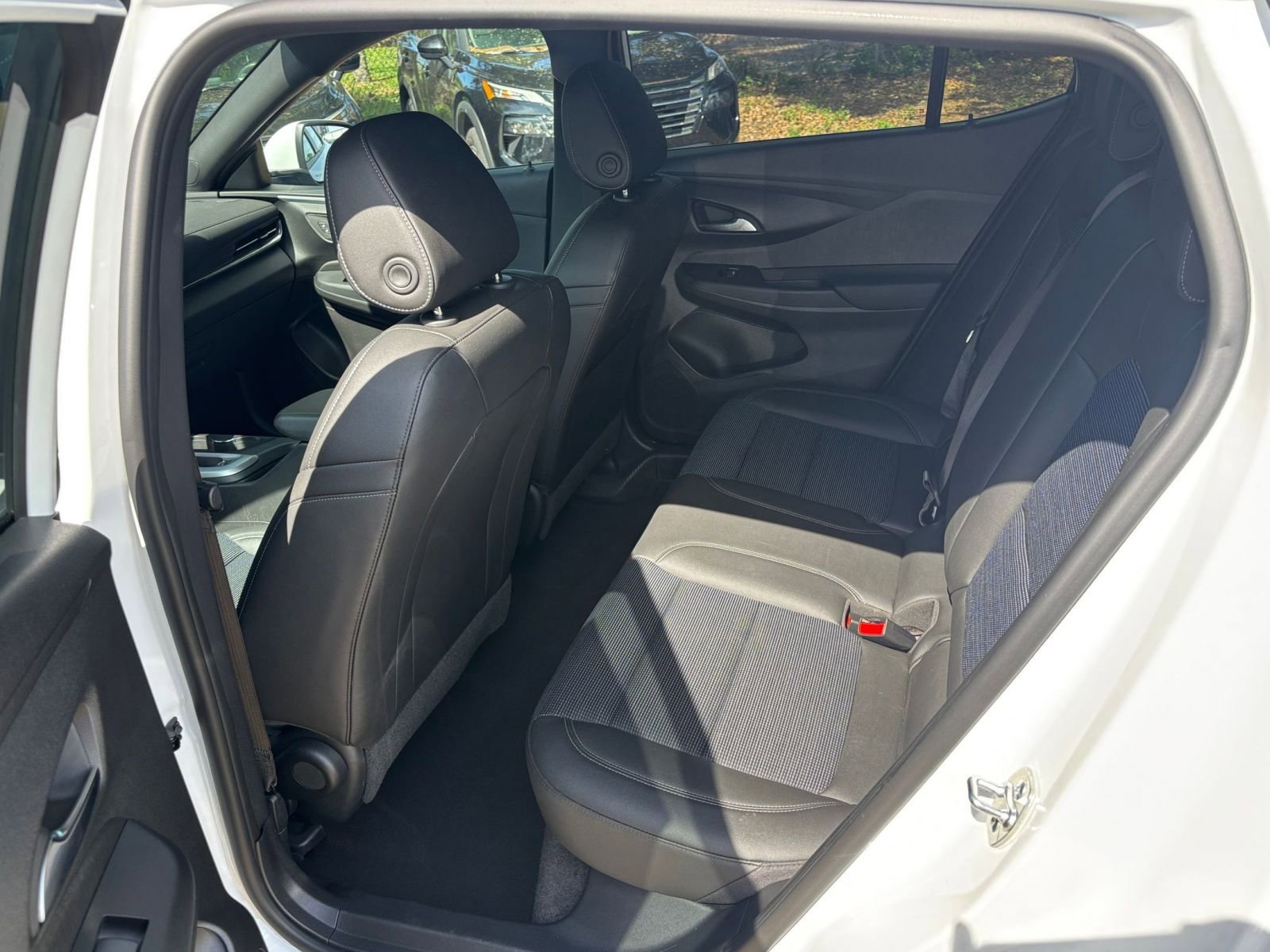 Thumbnail: 2025 Buick Envista - 27