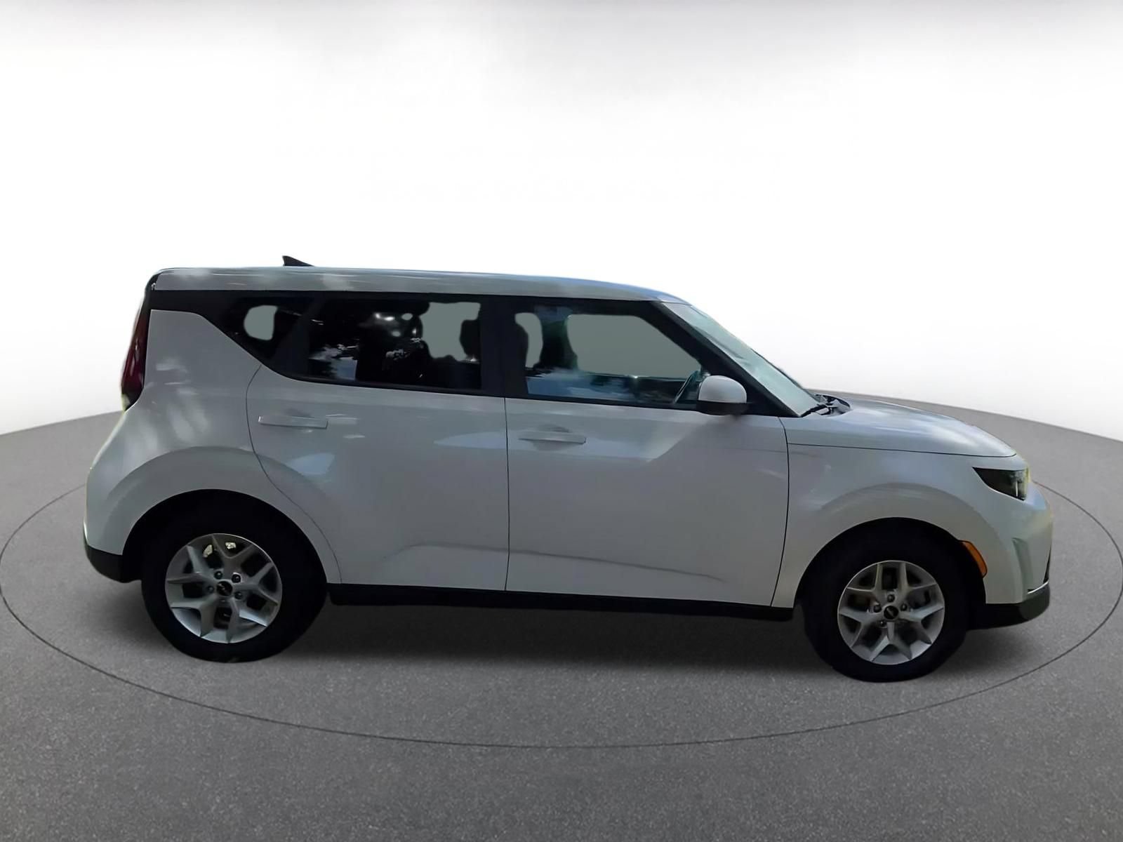 Thumbnail: 2025 Kia Soul - 15