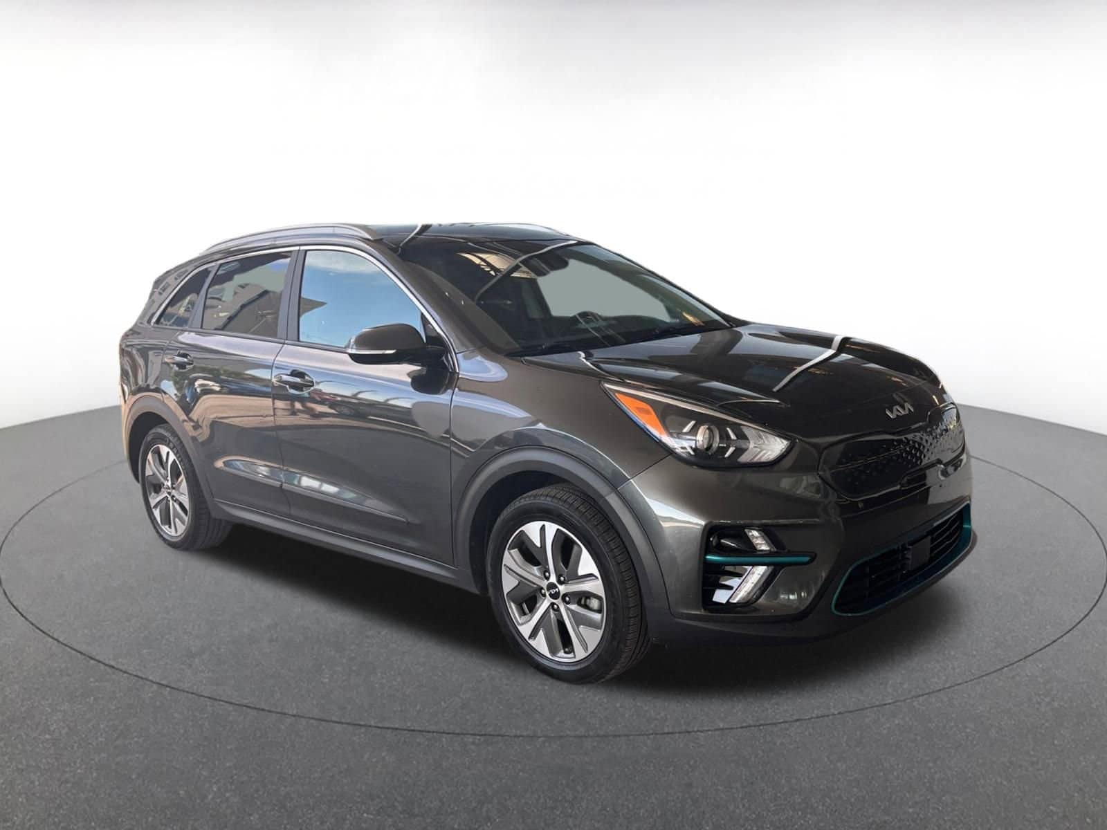 Thumbnail: 2022 Kia Niro - 1