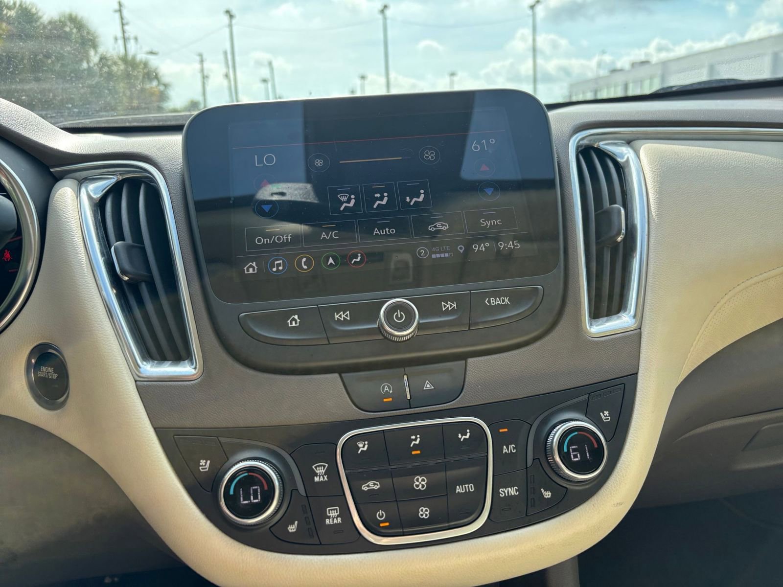 Thumbnail: 2024 Chevrolet Malibu - 18