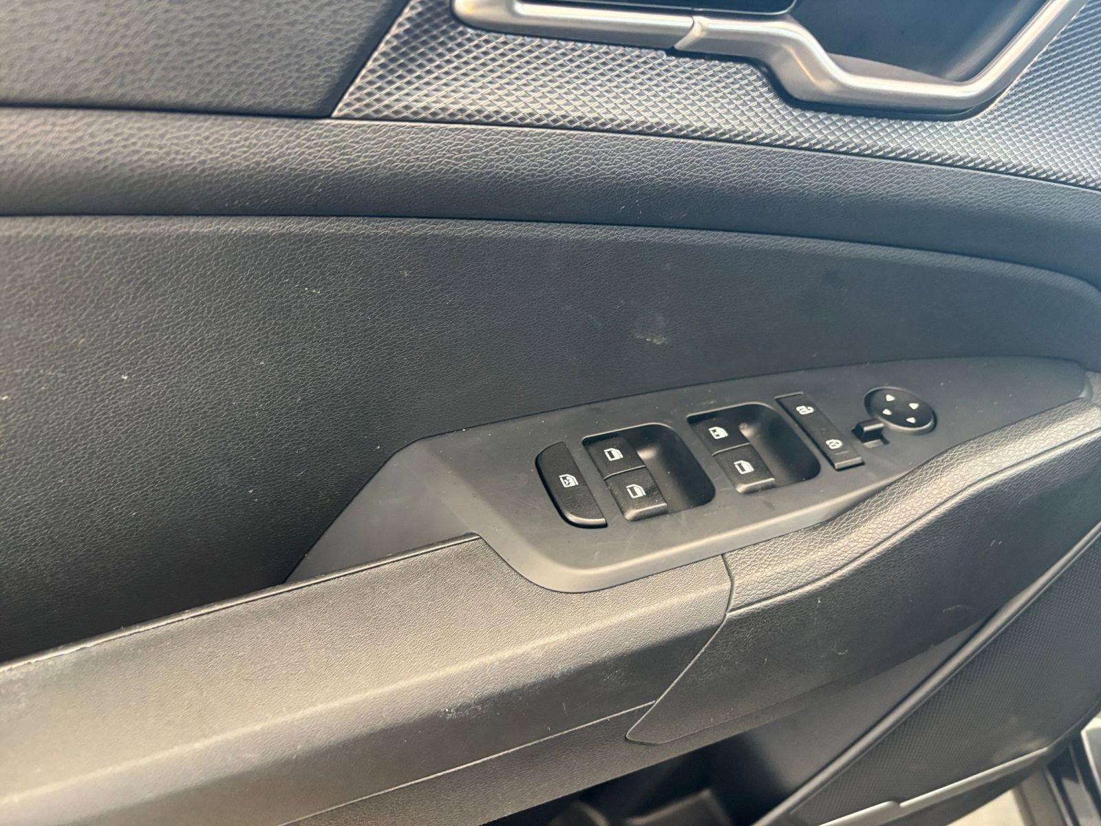 Thumbnail: 2025 Kia Sportage - 20