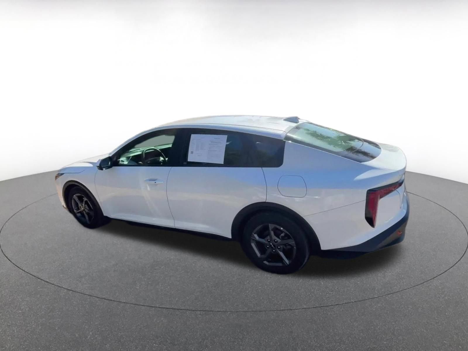 Thumbnail: 2025 Kia K4 - 10