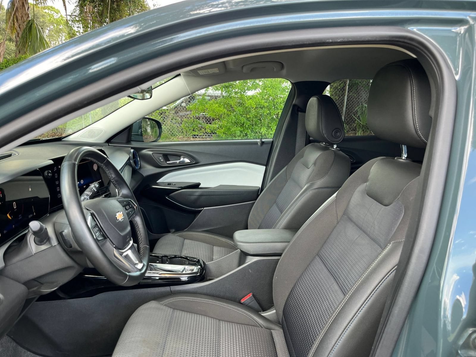 Thumbnail: 2025 Chevrolet Trax - 24