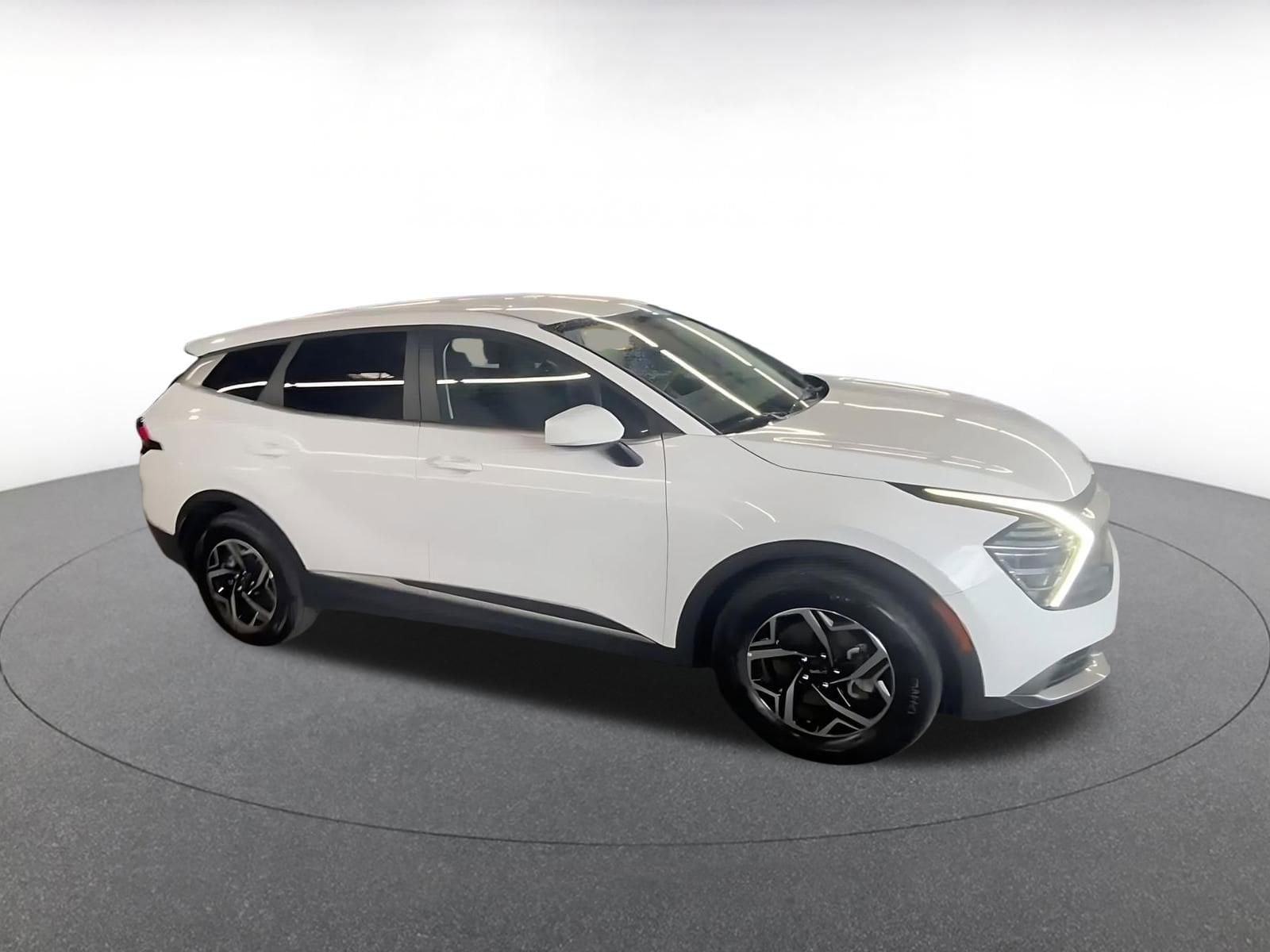 Thumbnail: 2025 Kia Sportage - 2