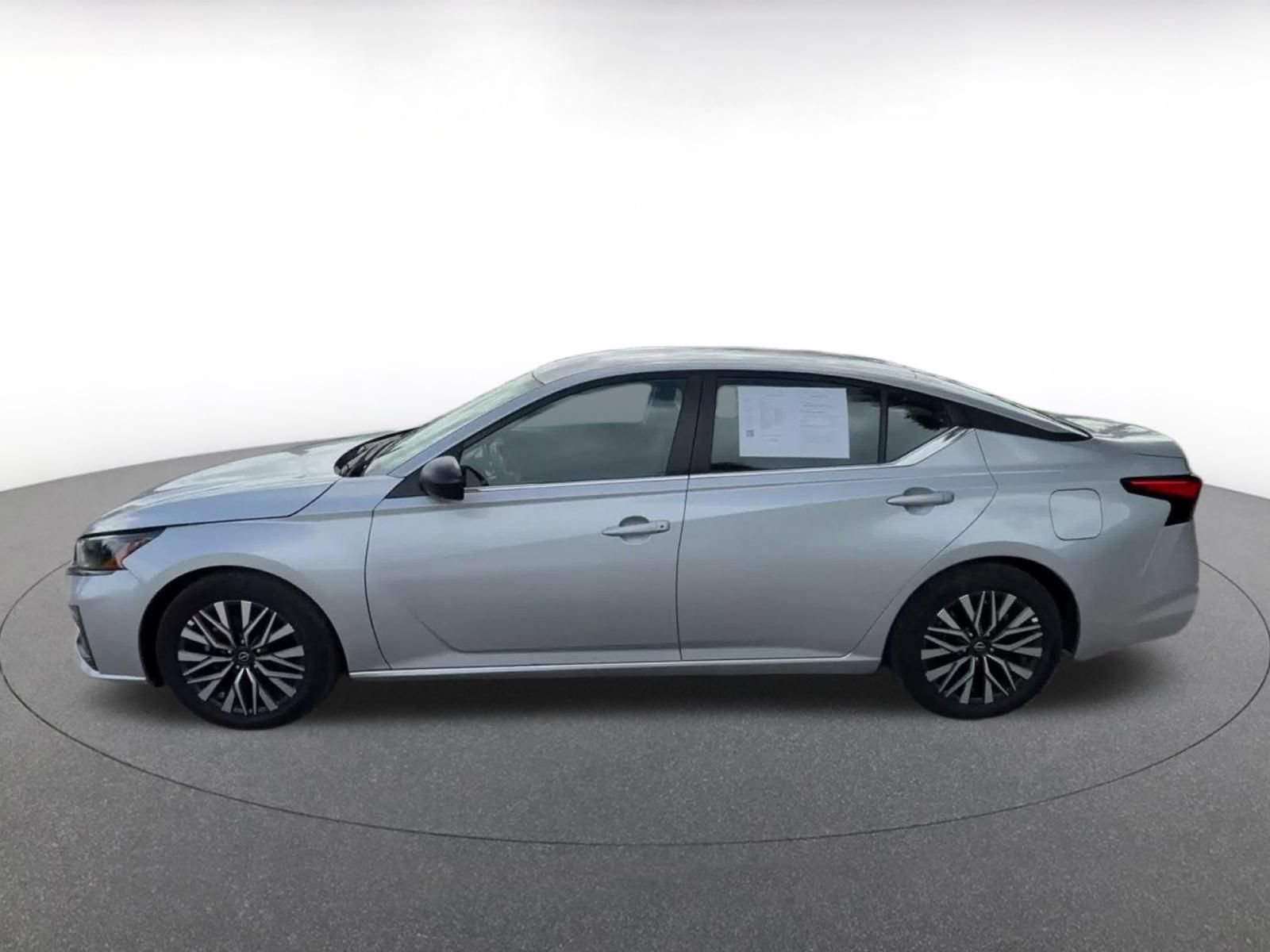 Thumbnail: 2026 Nissan Altima - 9