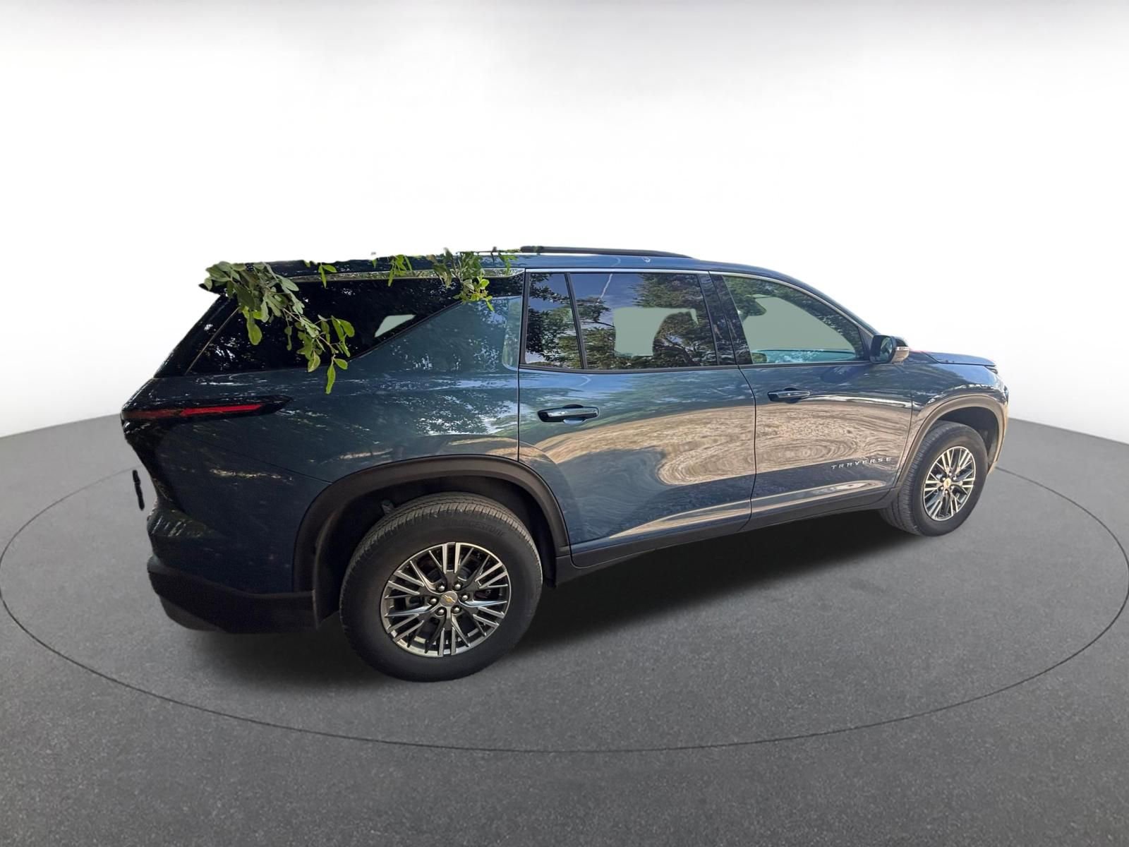 Thumbnail: 2025 Chevrolet Traverse - 8