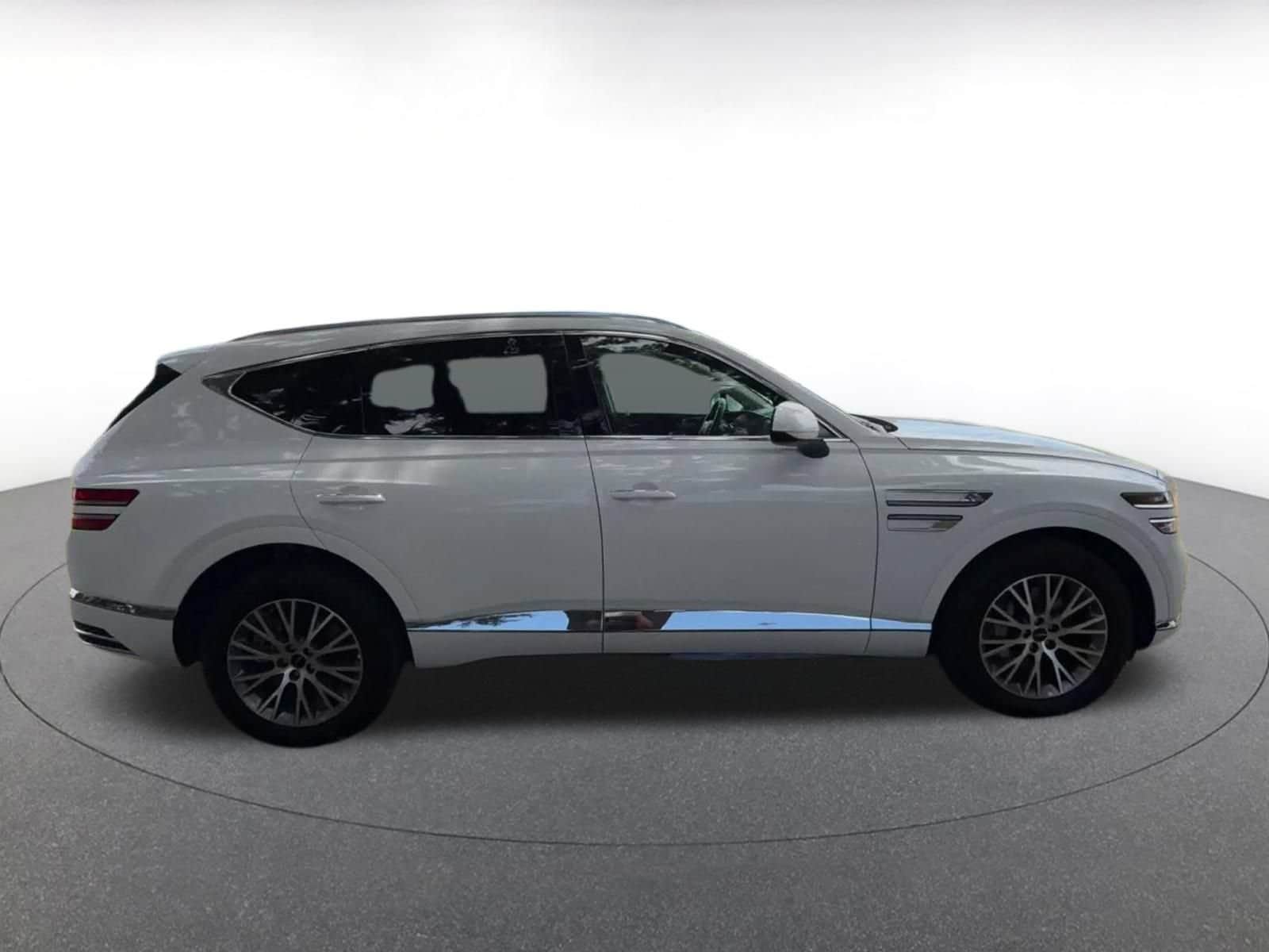 Thumbnail: 2026 Genesis GV80 - 13