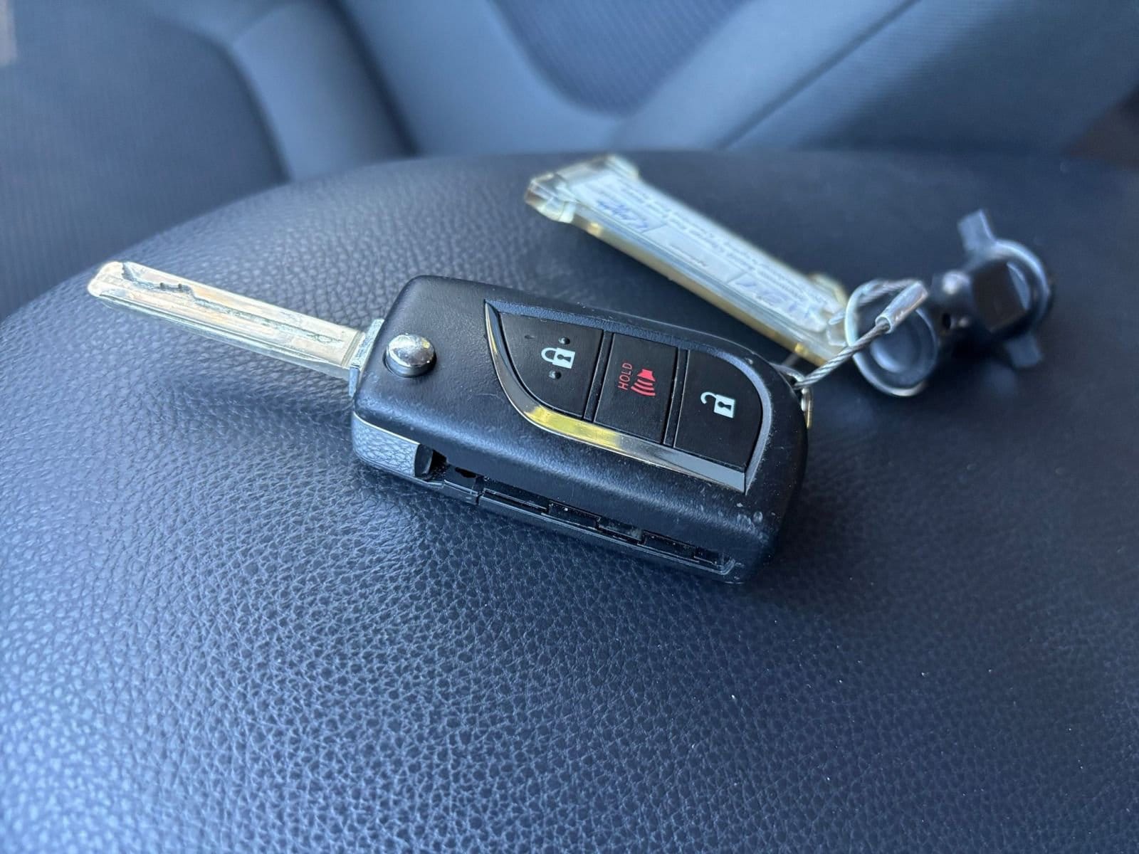 Thumbnail: 2025 Toyota RAV4 - 22