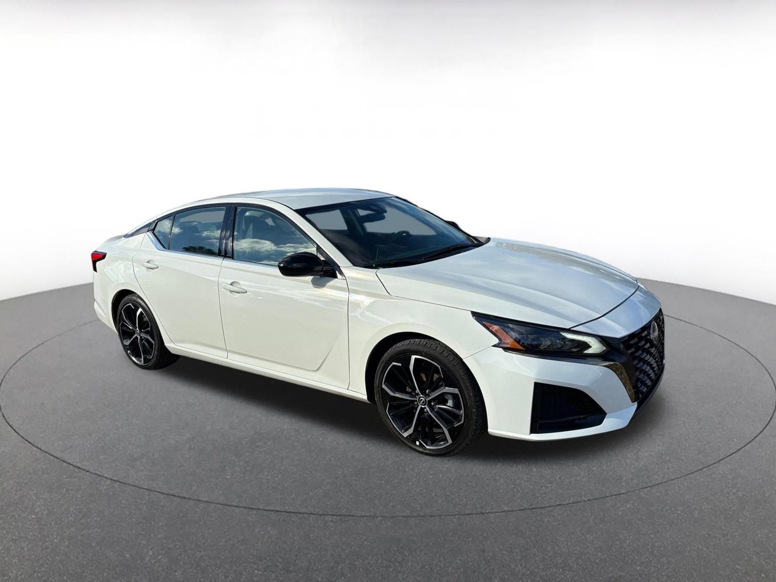 Thumbnail: 2025 Nissan Altima - 1