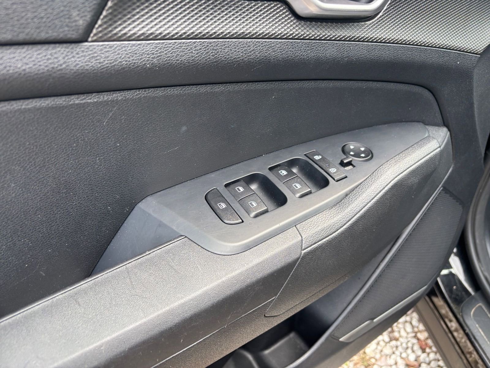 Thumbnail: 2025 Kia Sportage - 18