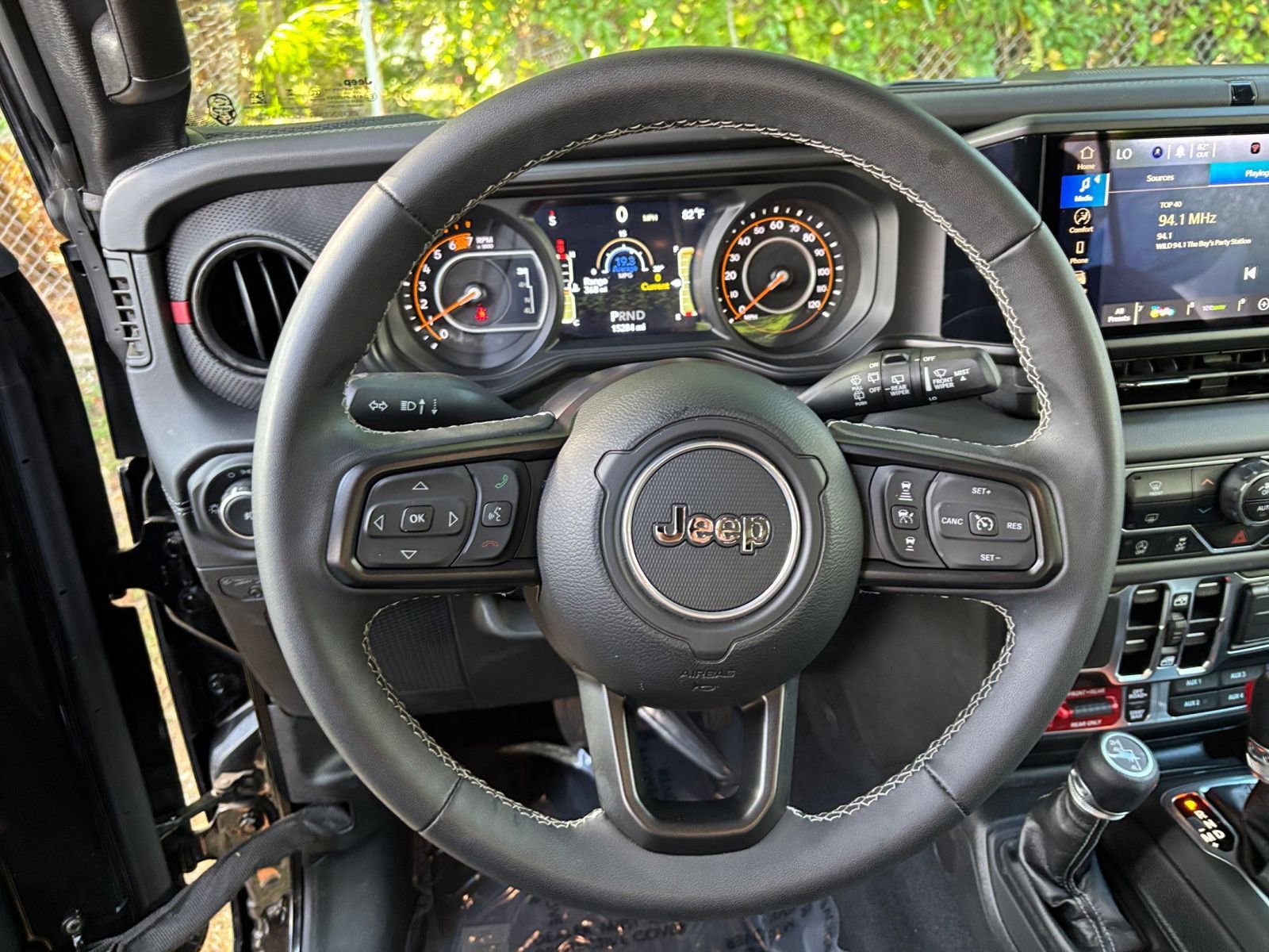 Thumbnail: 2025 Jeep Wrangler - 28