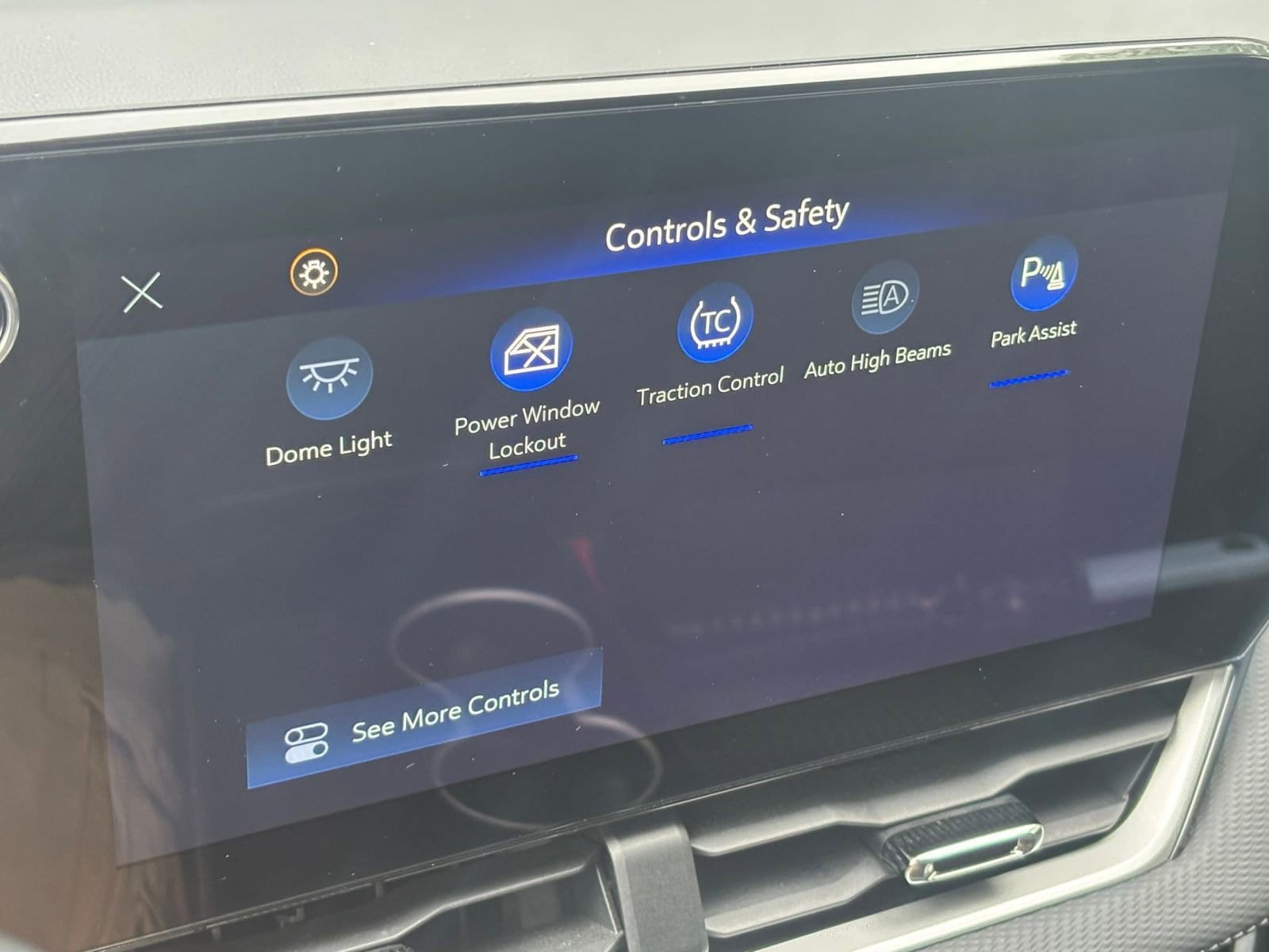 Thumbnail: 2025 Chevrolet Equinox - 20