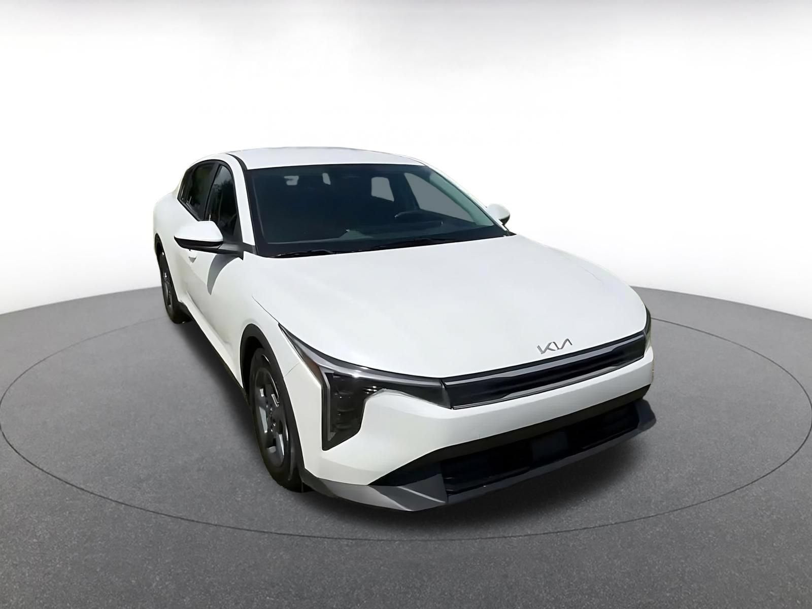 Thumbnail: 2025 Kia K4 - 3