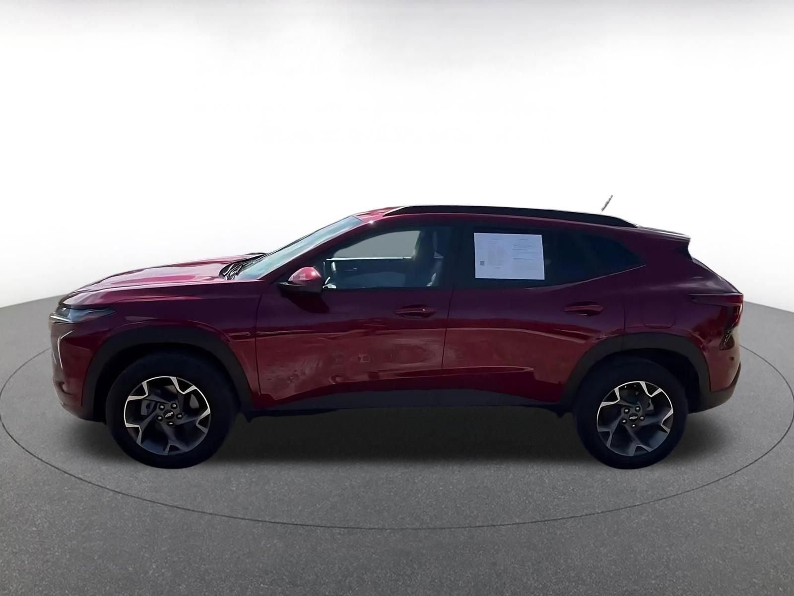 Thumbnail: 2025 Chevrolet Trax - 9