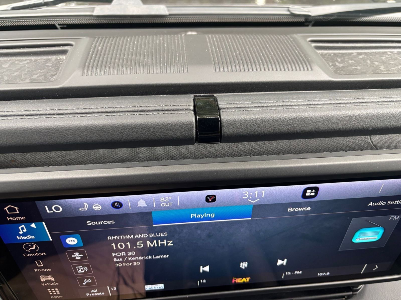 Thumbnail: 2025 Jeep Wrangler - 18