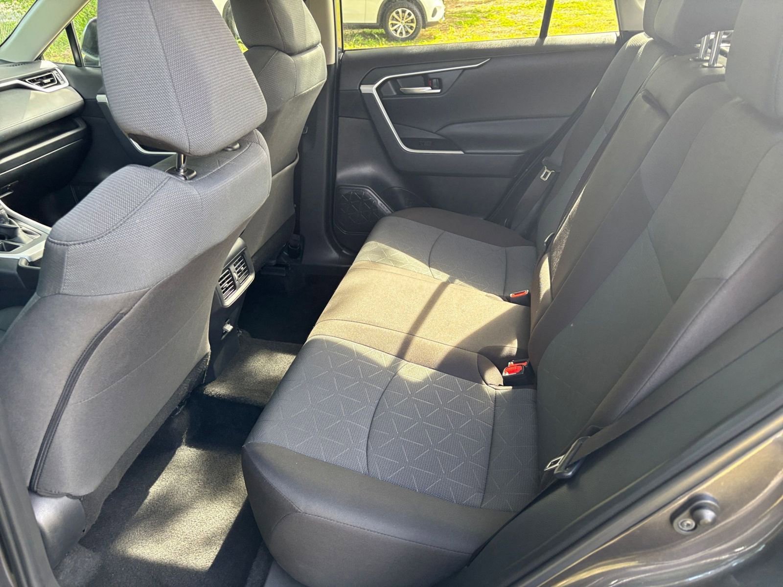 Thumbnail: 2024 Toyota RAV4 - 25