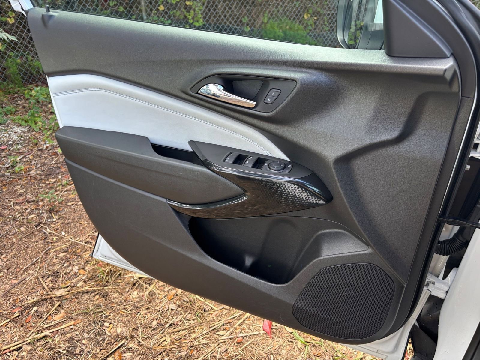 Thumbnail: 2025 Chevrolet Trax - 20