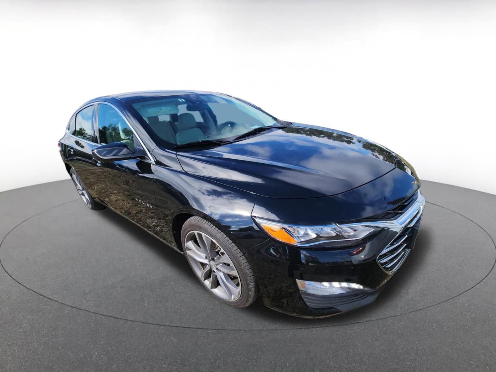 Thumbnail: 2024 Chevrolet Malibu - 1