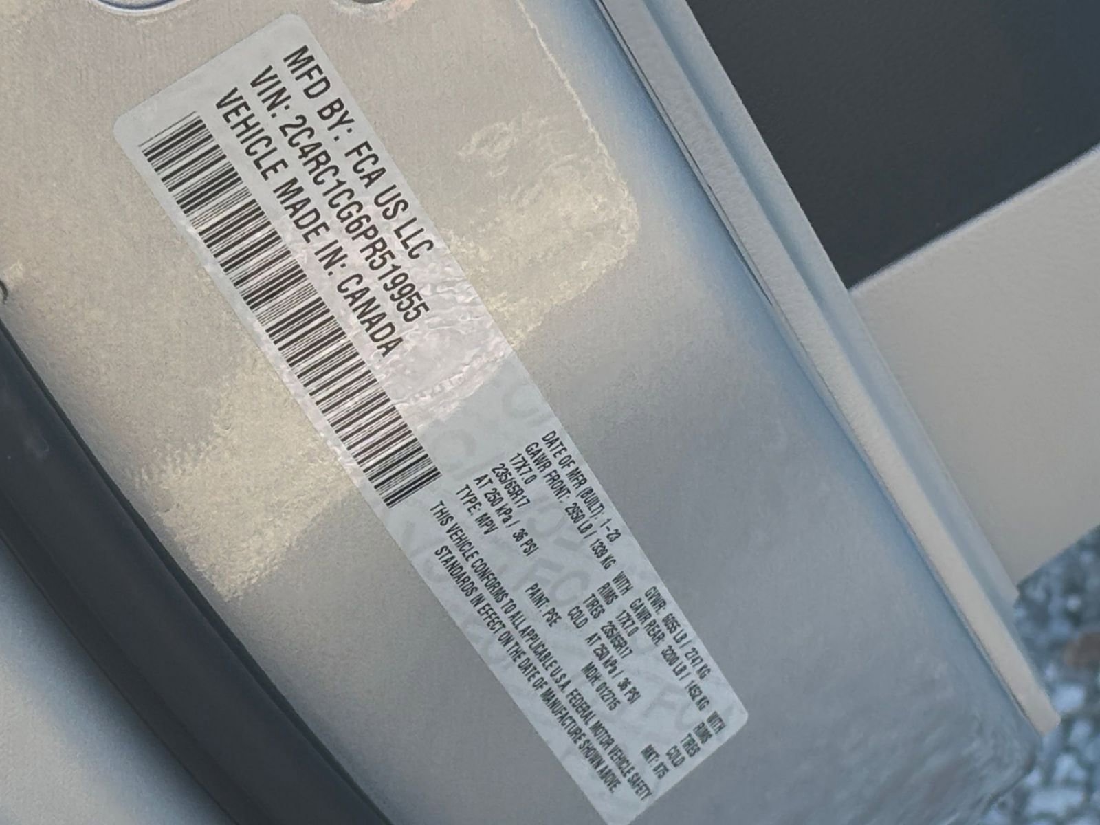 Thumbnail: 2023 Chrysler Voyager - 31