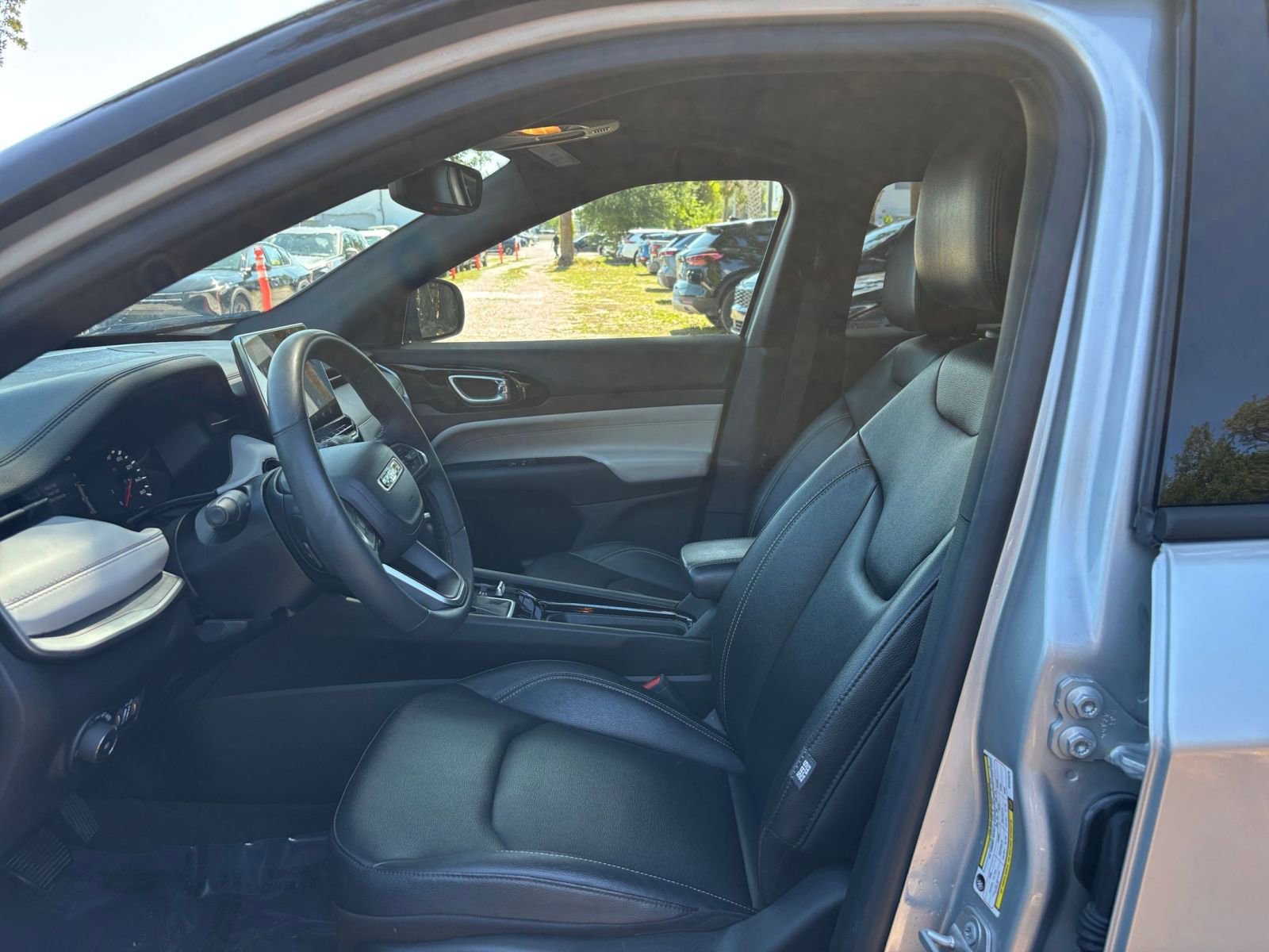 Thumbnail: 2025 Jeep Compass - 28