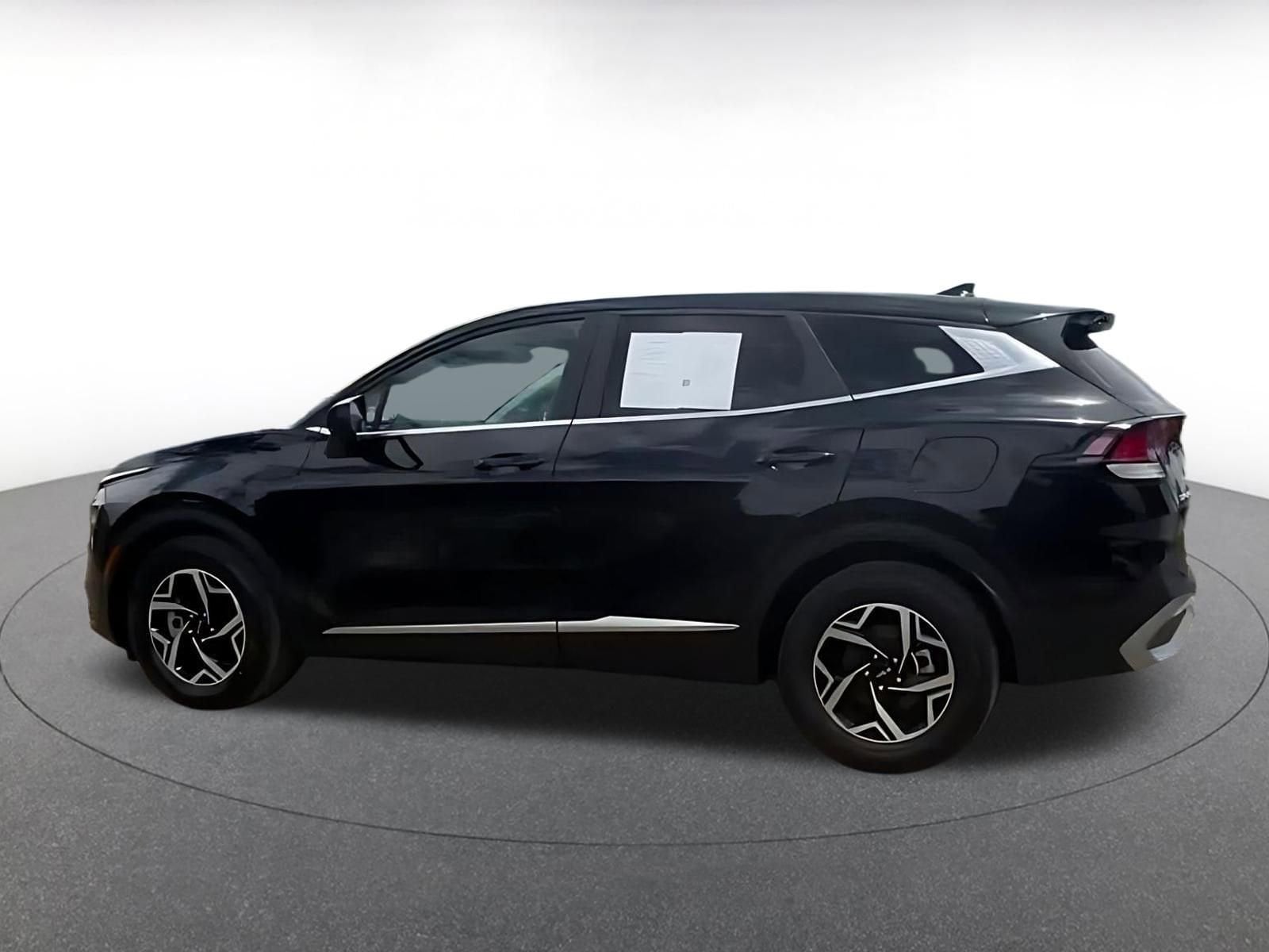 Thumbnail: 2025 Kia Sportage - 9
