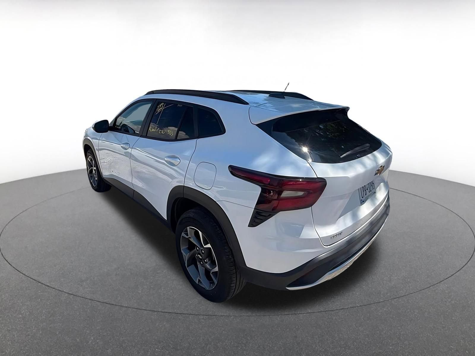 Thumbnail: 2025 Chevrolet Trax - 6