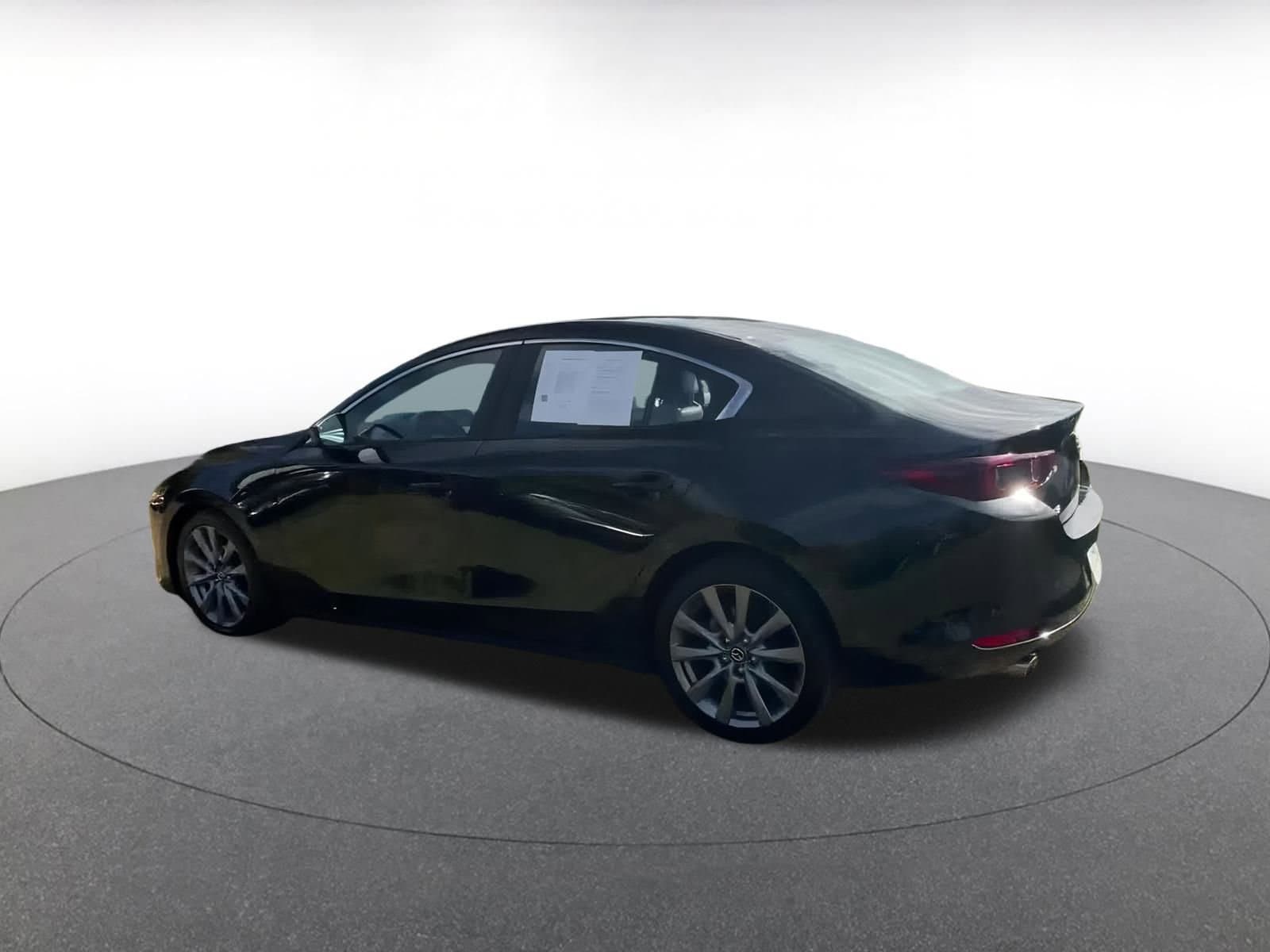 Thumbnail: 2025 Mazda Mazda3 - 10