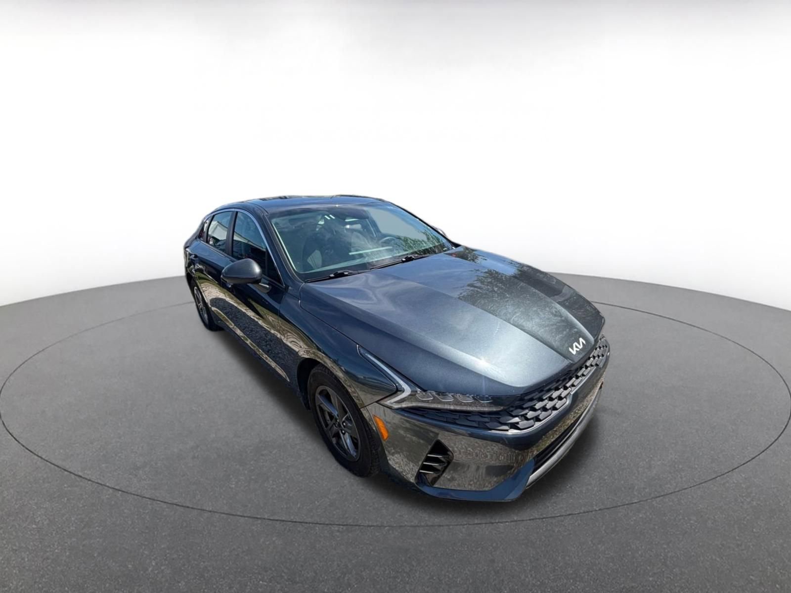 Thumbnail: 2023 Kia K5 - 2