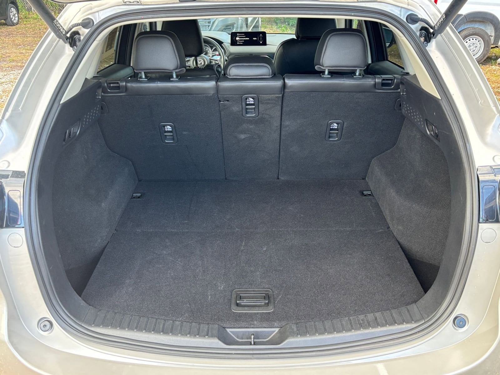 Thumbnail: 2025 Mazda CX-5 - 32