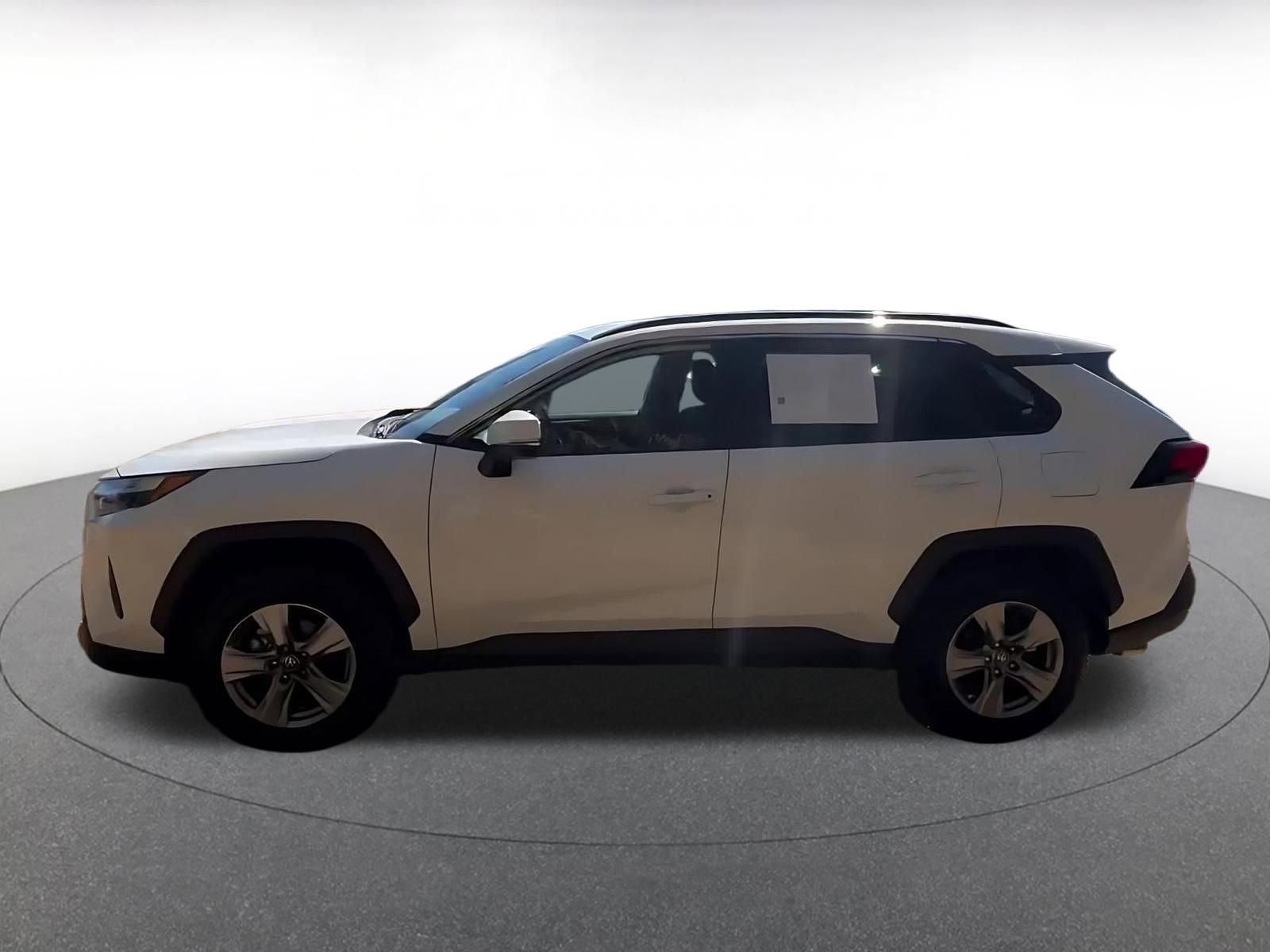 Thumbnail: 2024 Toyota RAV4 - 9