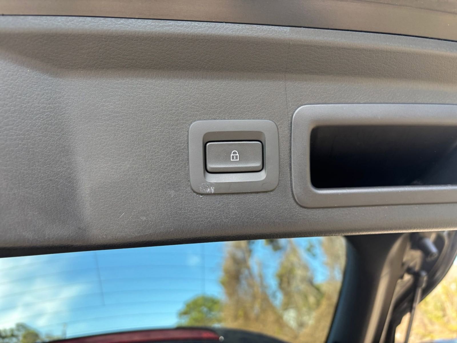 Thumbnail: 2025 Mazda CX-30 - 24