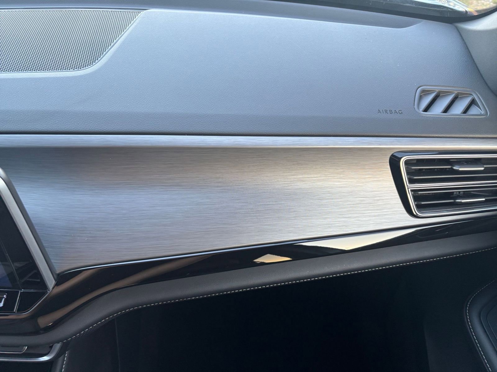 Thumbnail: 2025 Volkswagen Atlas - 35