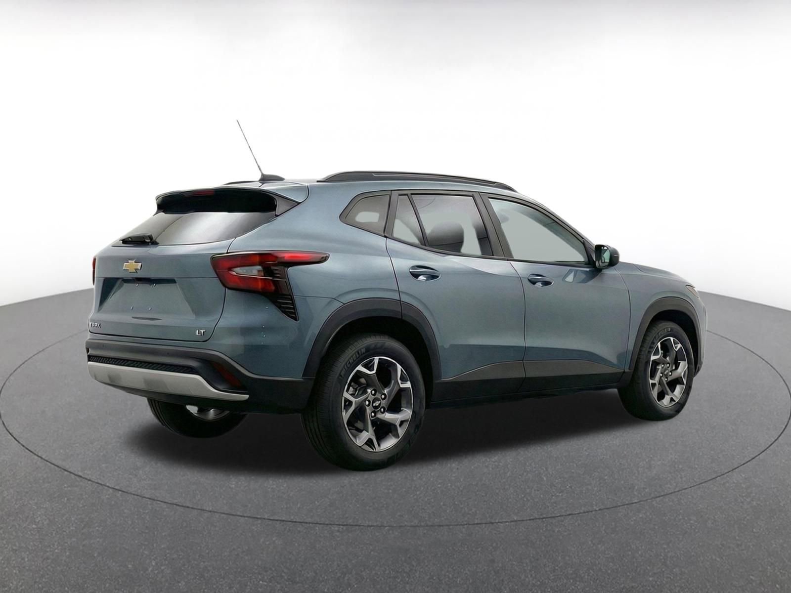 Thumbnail: 2025 Chevrolet Trax - 11