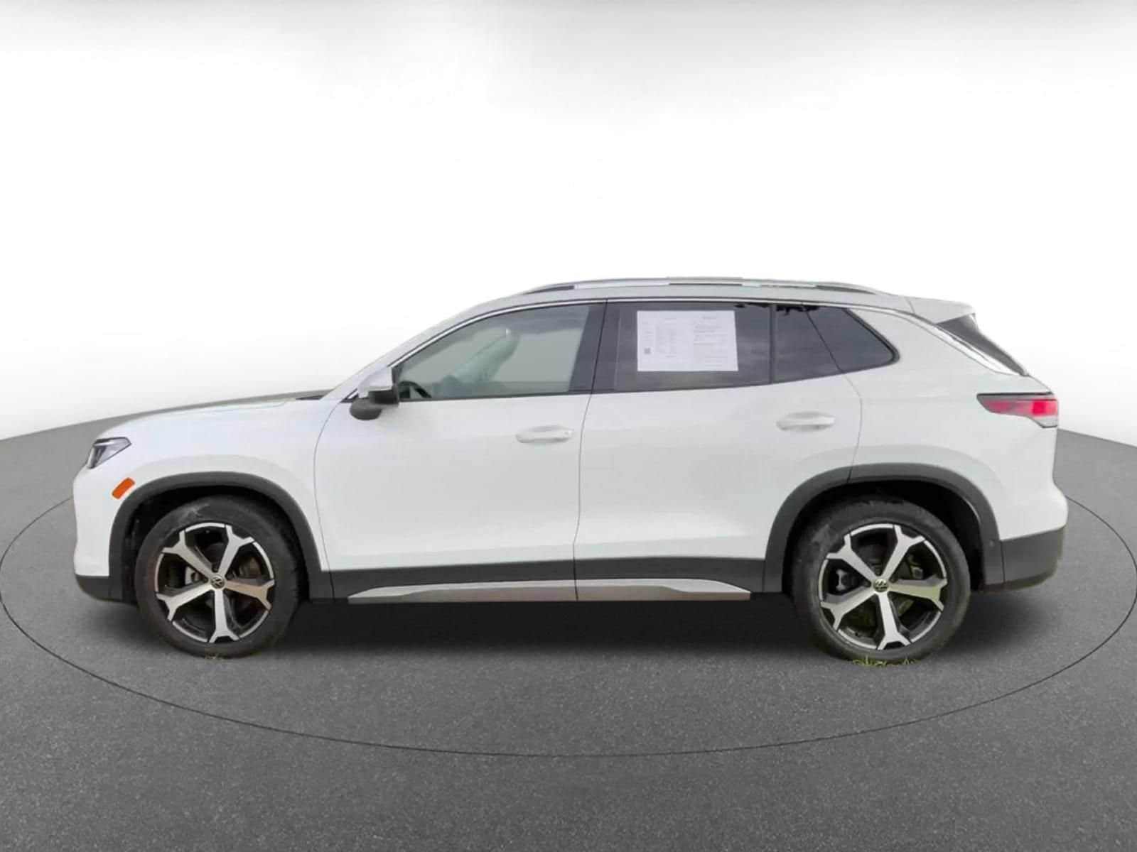 Thumbnail: 2026 Volkswagen Tiguan - 7