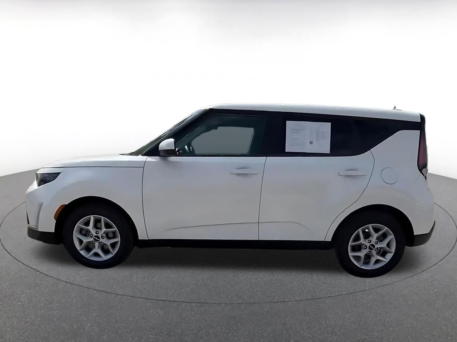 Thumbnail: 2025 Kia Soul - 9