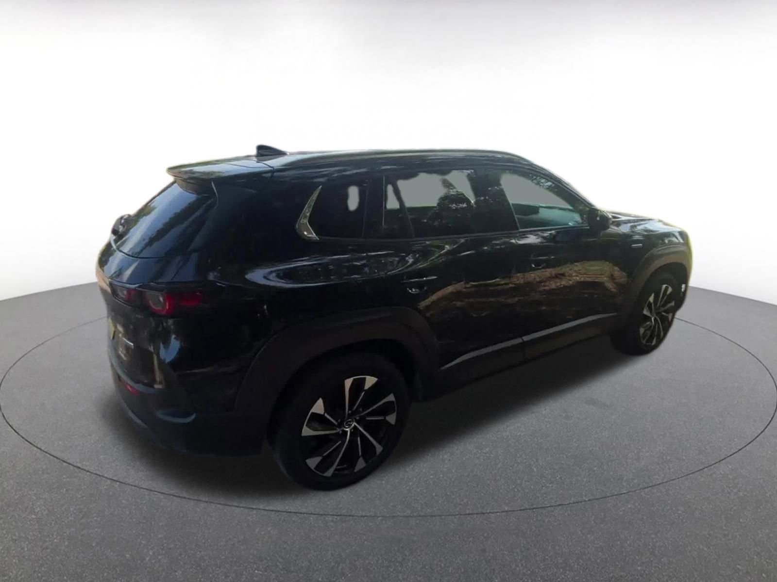 Thumbnail: 2025 Mazda CX-50 - 15