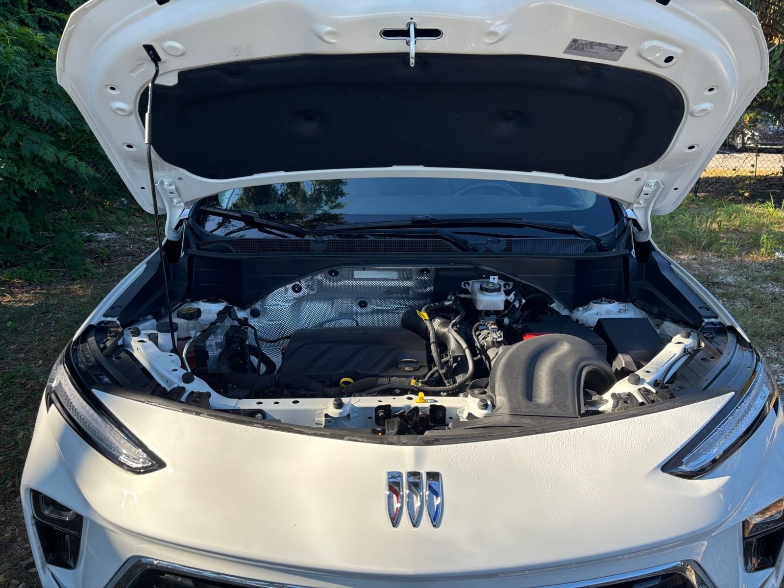 Thumbnail: 2025 Buick Encore GX - 32